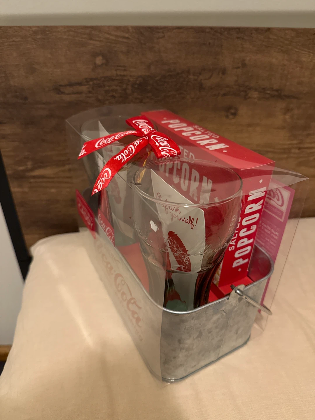 Coca-Cola Collectible Caddy w/ Glasses & Popcorn - photo 2