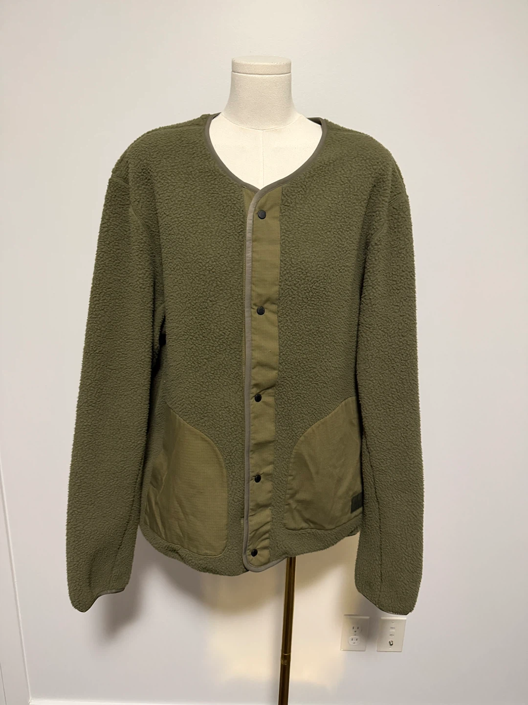 Nanga Fleece Cardigan Olive