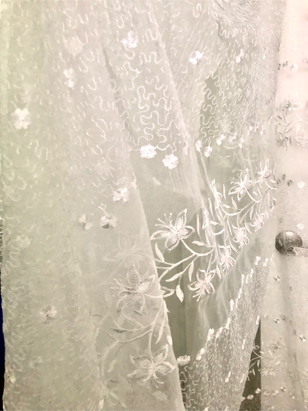 White Floral Embroidered Sheer Curtain Panel - photo 2