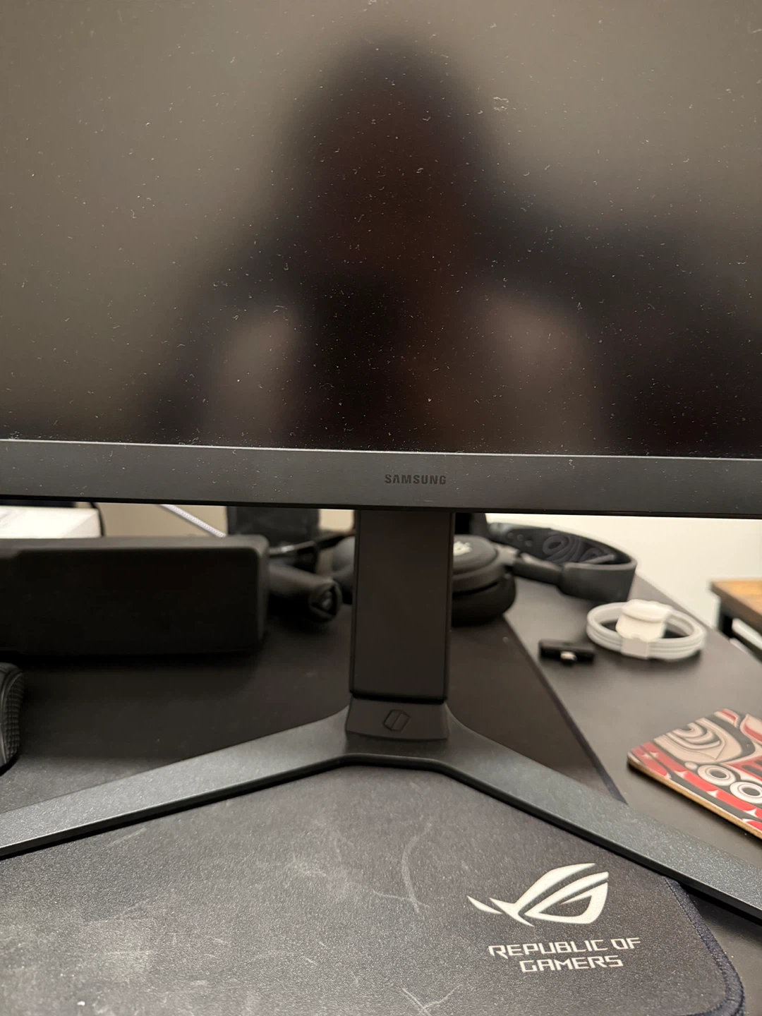 Samsung 27" Gaming Monitor - photo 2