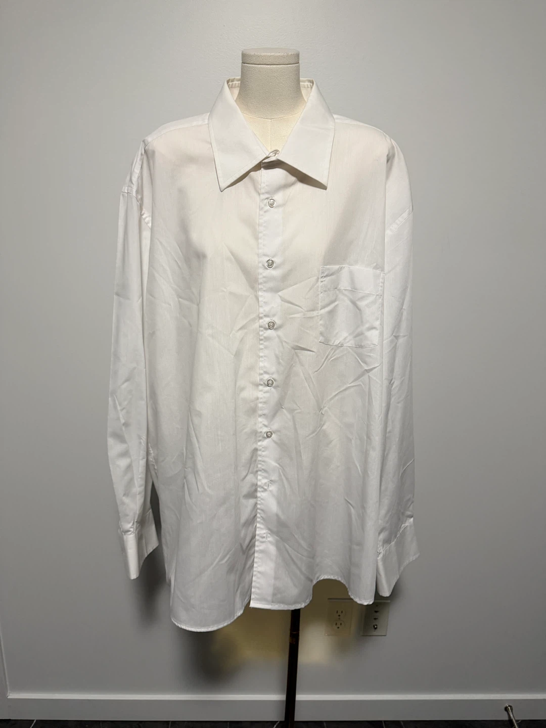 Men’s White Dress Shirt