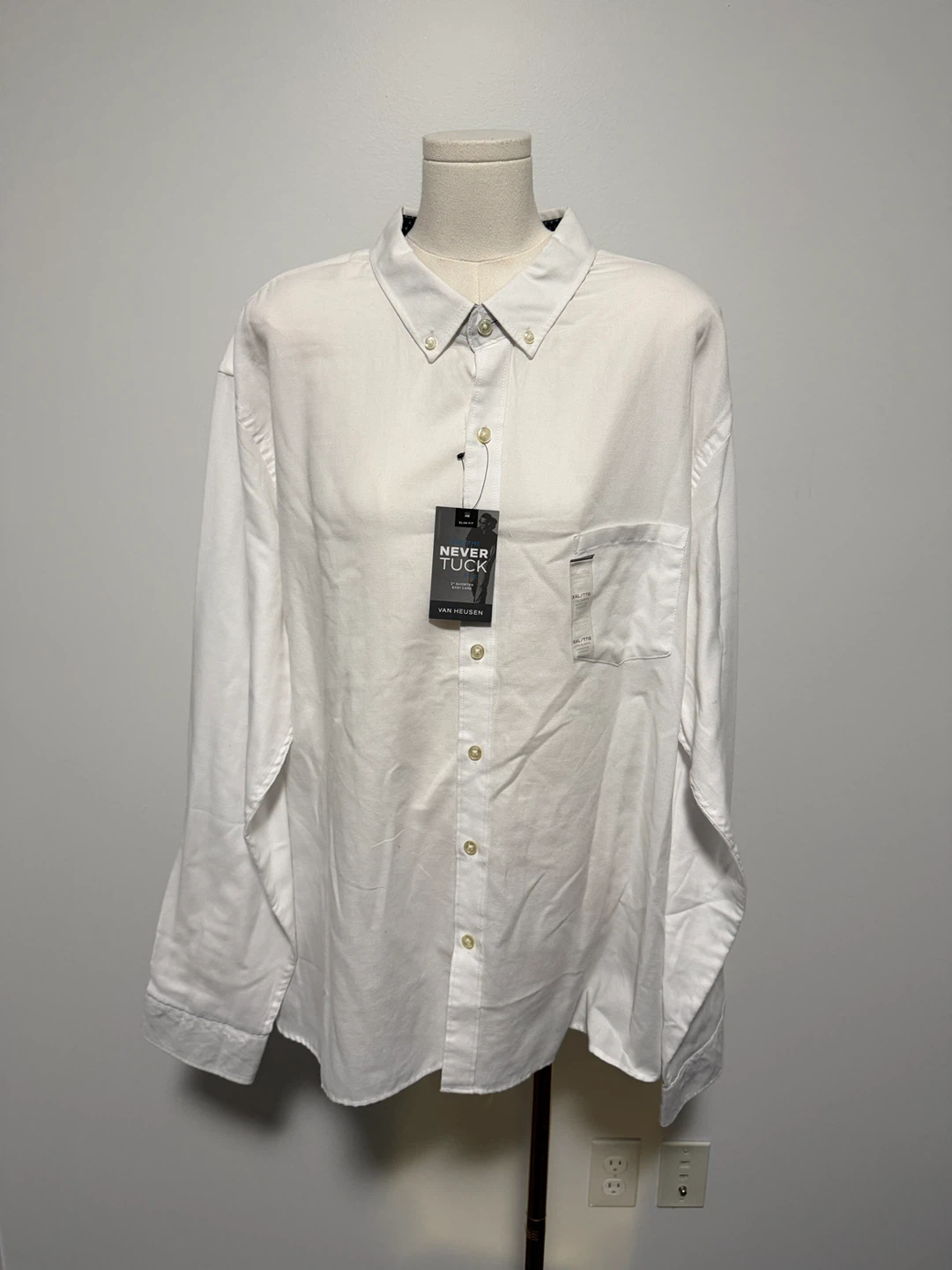 Men’s Van Heusen Never Tuck Shirt