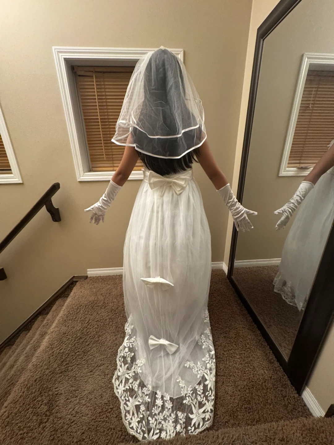 $35 White First Communion Dress with Veil, Gloves&Underskirt - photo 2