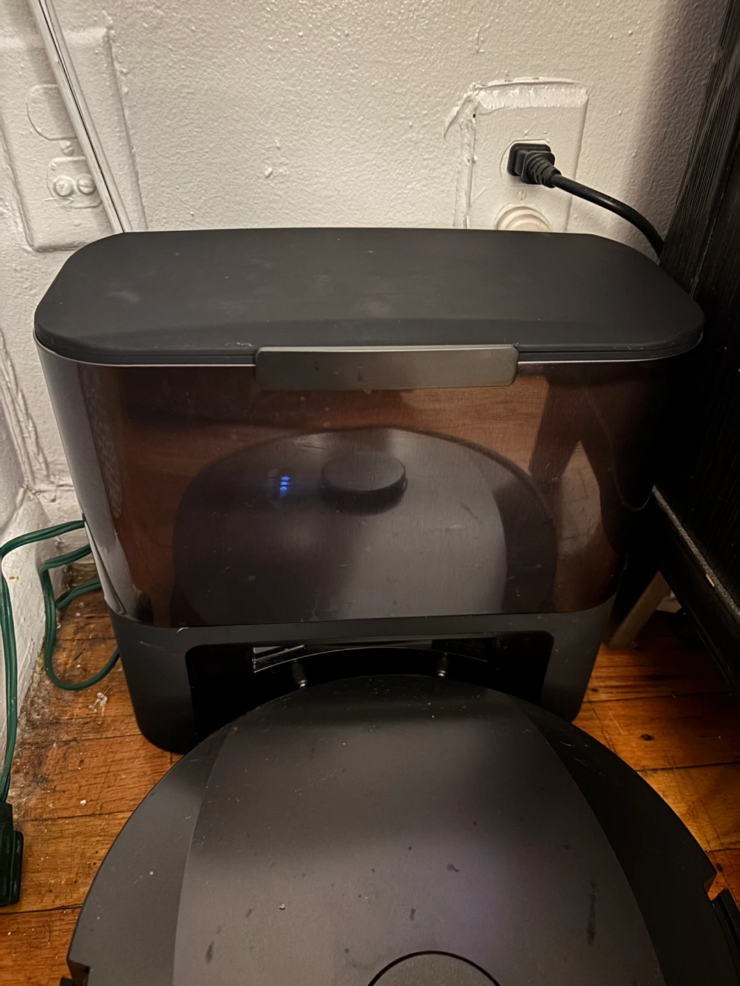 Ultravicion Robot Vacuum Cleaner - photo 2