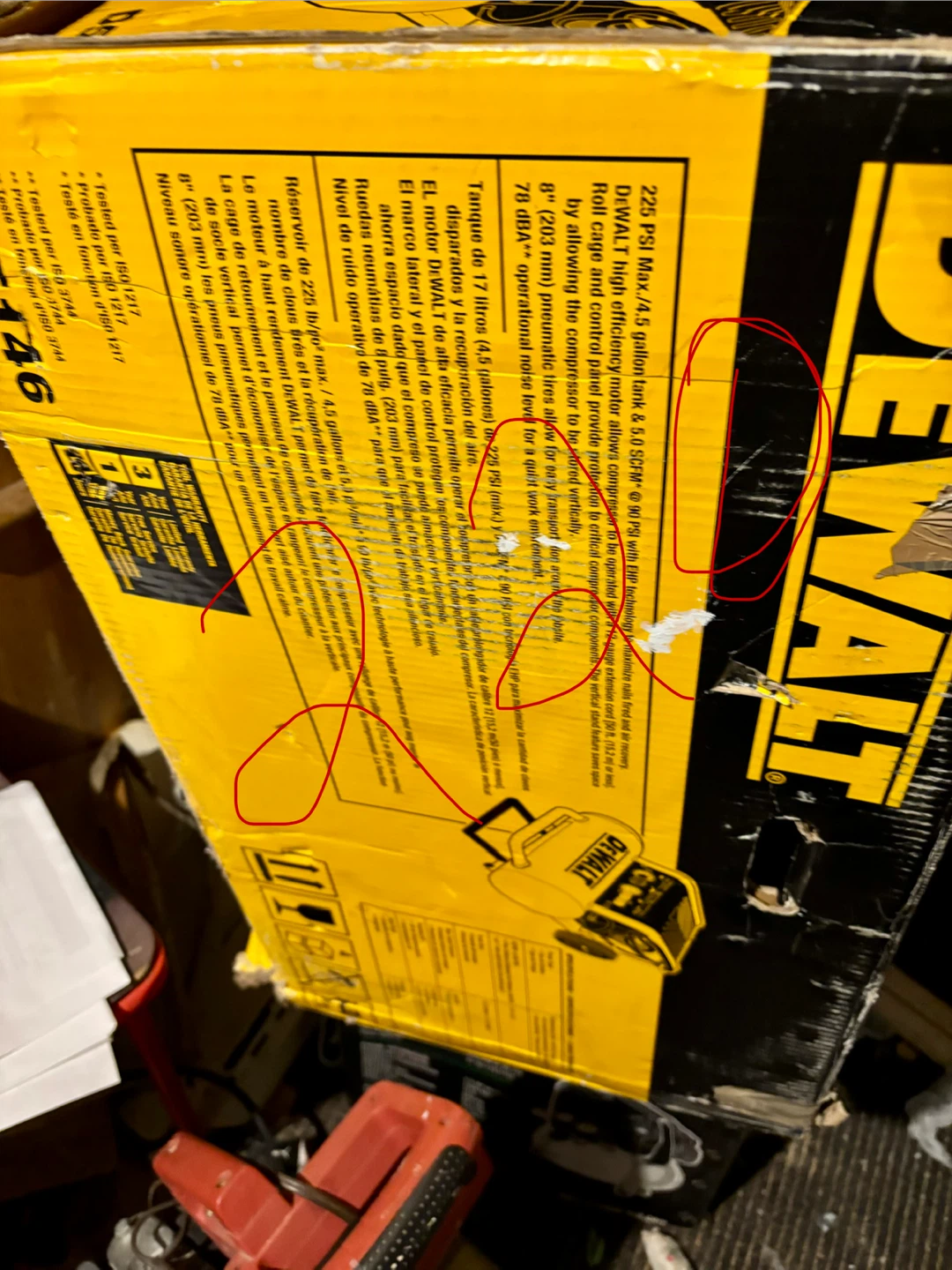 DeWalt 4.5 Gallon Tank Air Compressor - photo 2