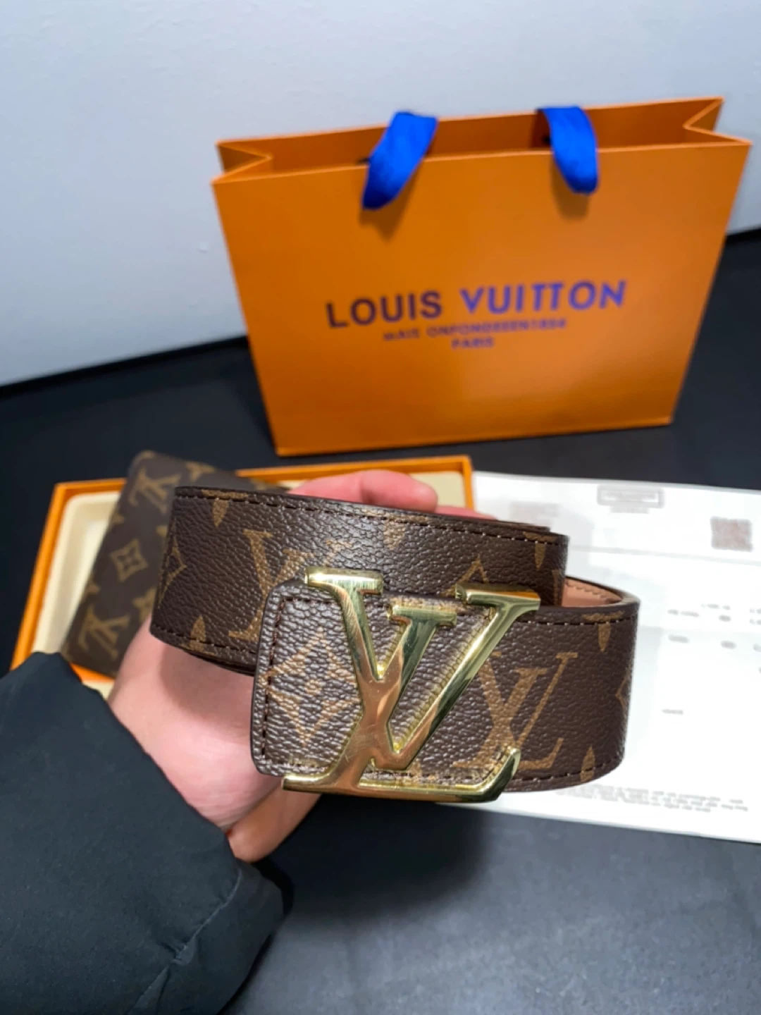 Louis Vuitton Wallet & Belt Set - photo 2