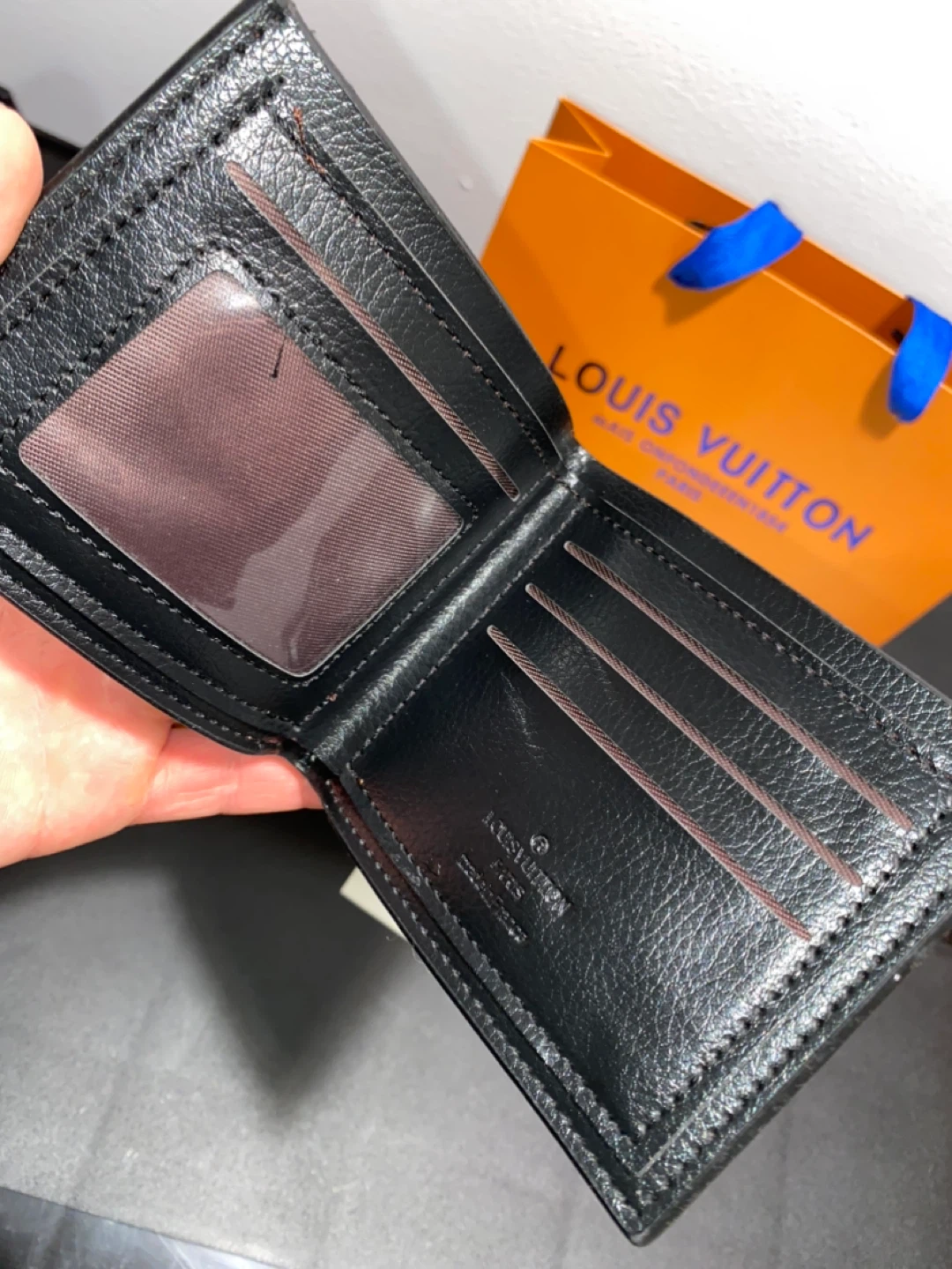 Louis Vuitton Wallet & Belt Set - photo 3