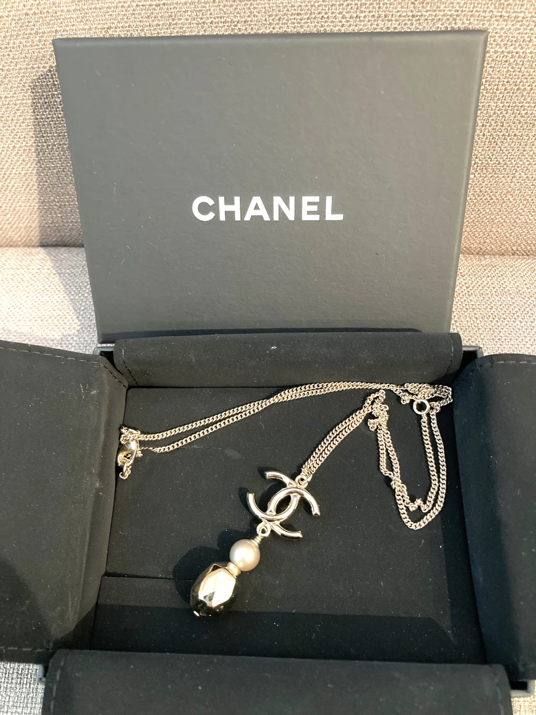 Chanel Pendant Necklace with Box