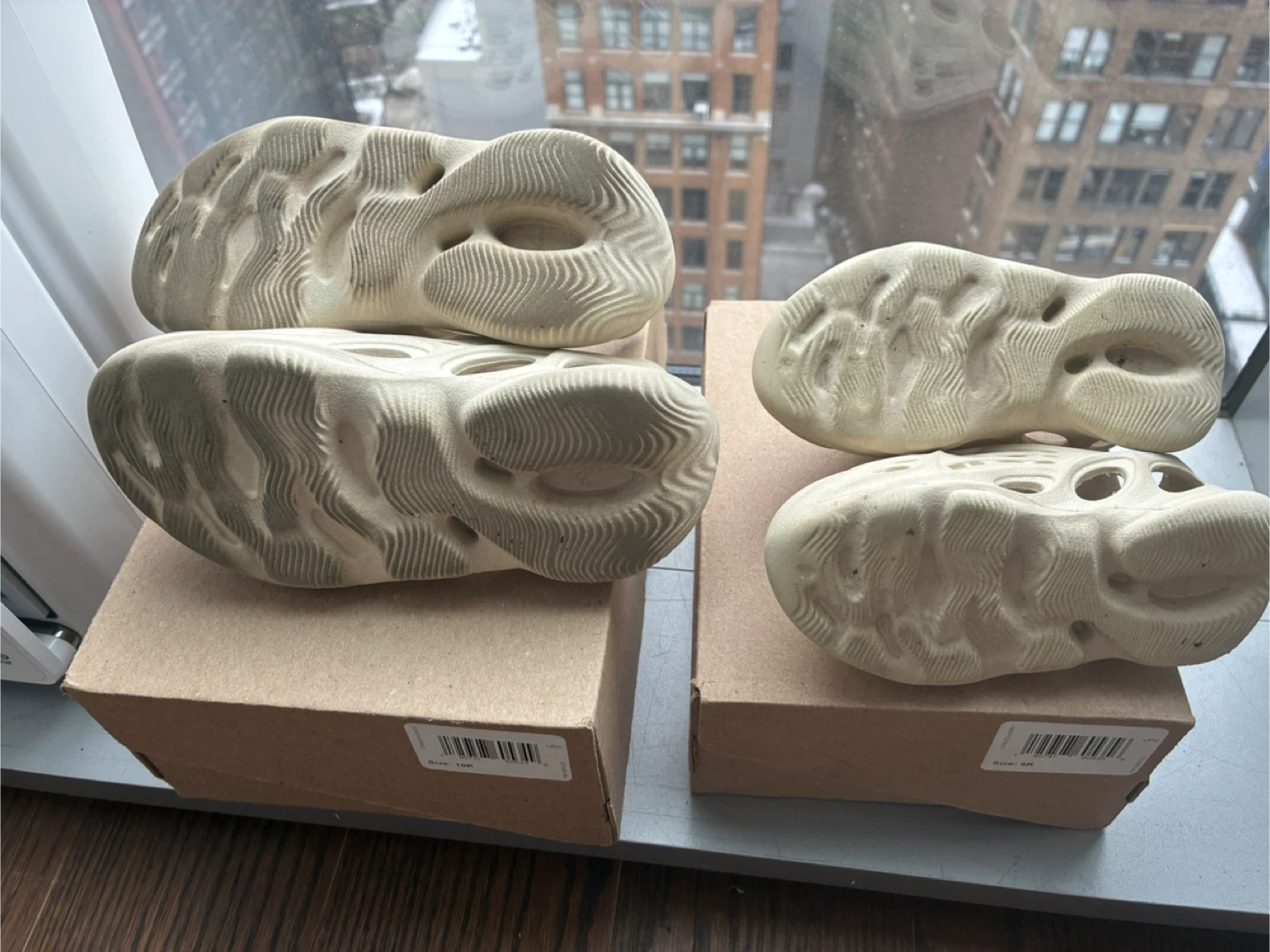 Adidas Yeezy Foam Runner Sand Size 10K & 6K - photo 3