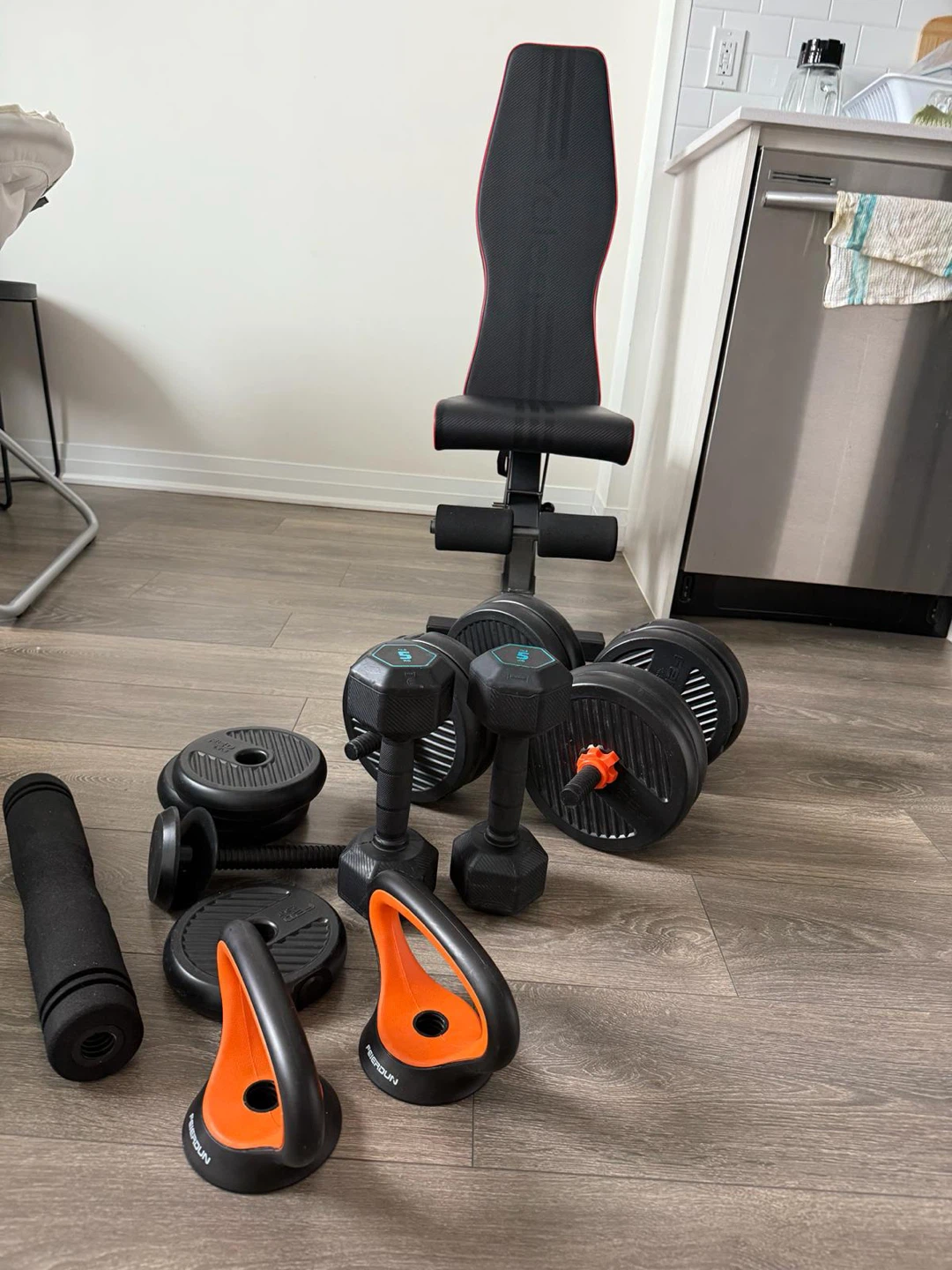 Adjustable Weight Bench & Dumbbell Set - photo 2