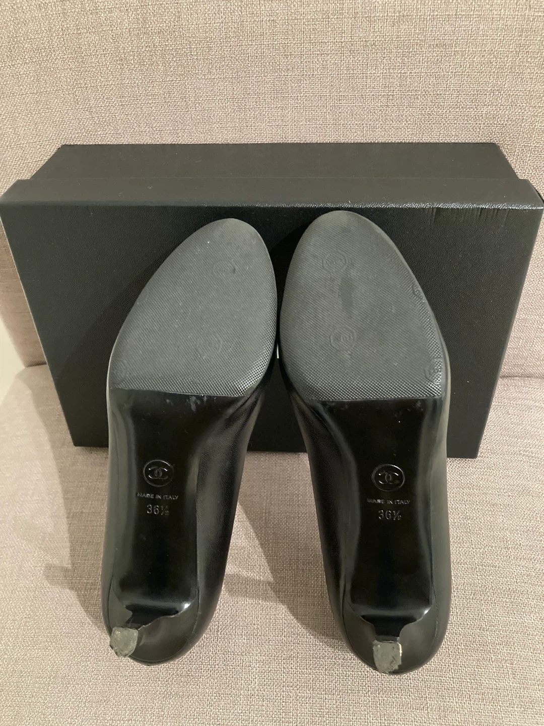 100% Authentic Chanel Leather Pump Heels Shoes - photo 4