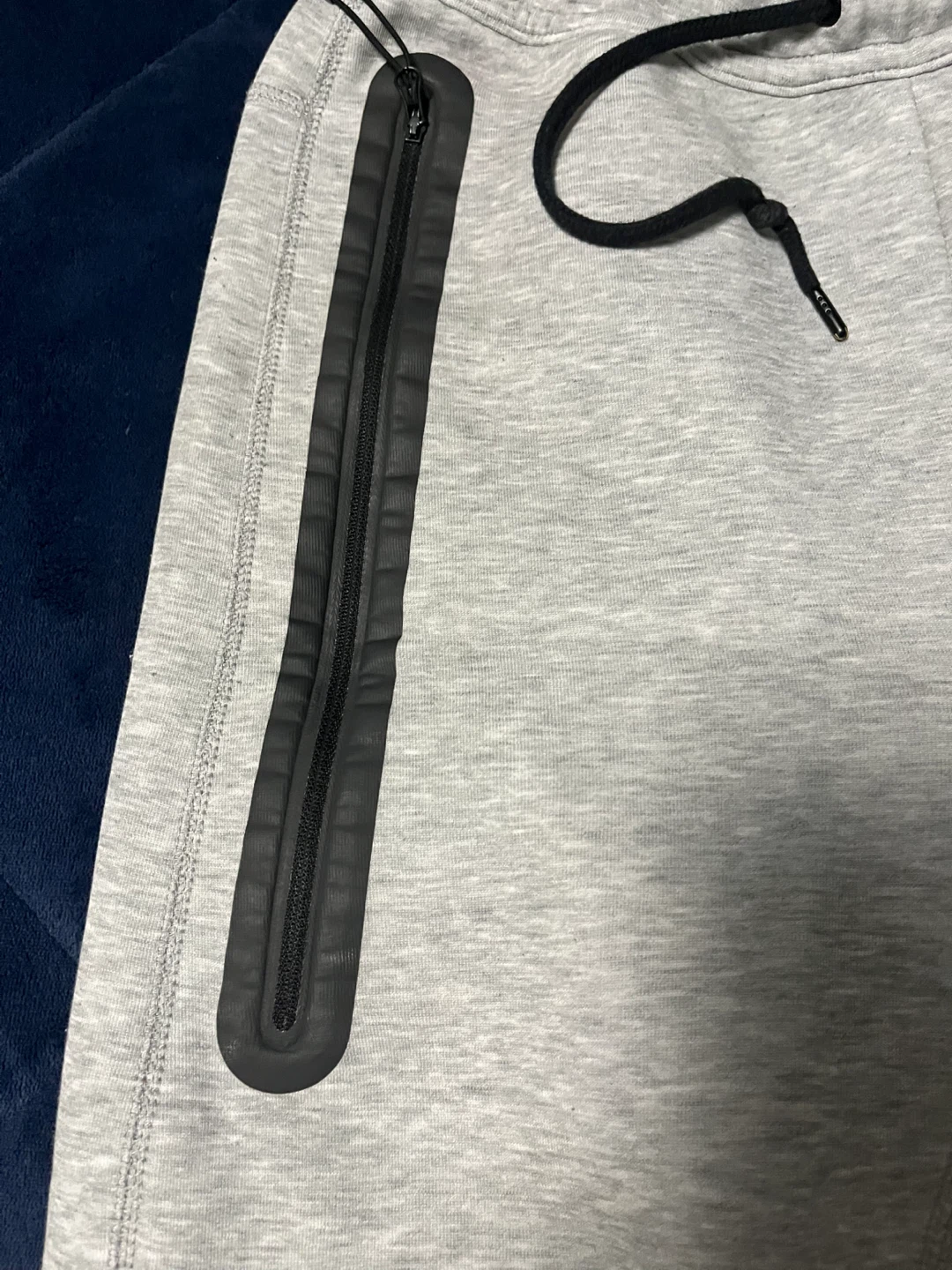 Nike Tech Fleece Pants - Size Small - photo 3