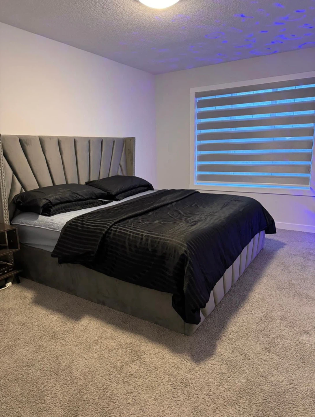Upholstered Bed Frame - Grey - photo 4