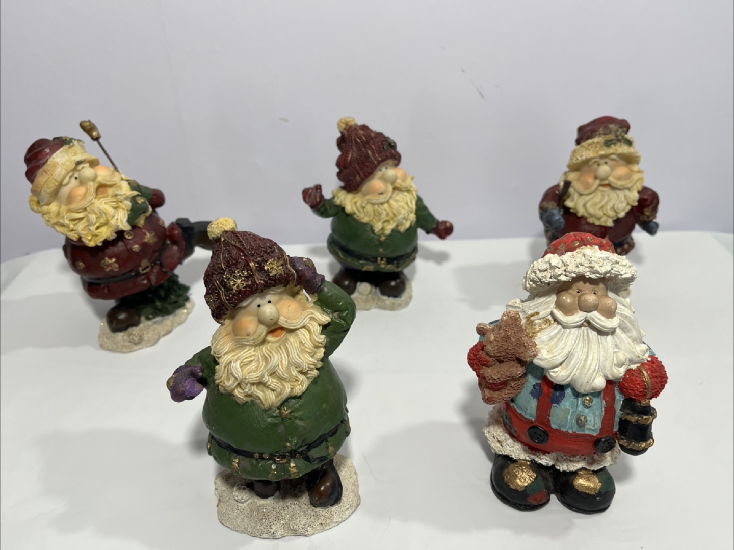 Santa Claus Figurines (Set of 5)
