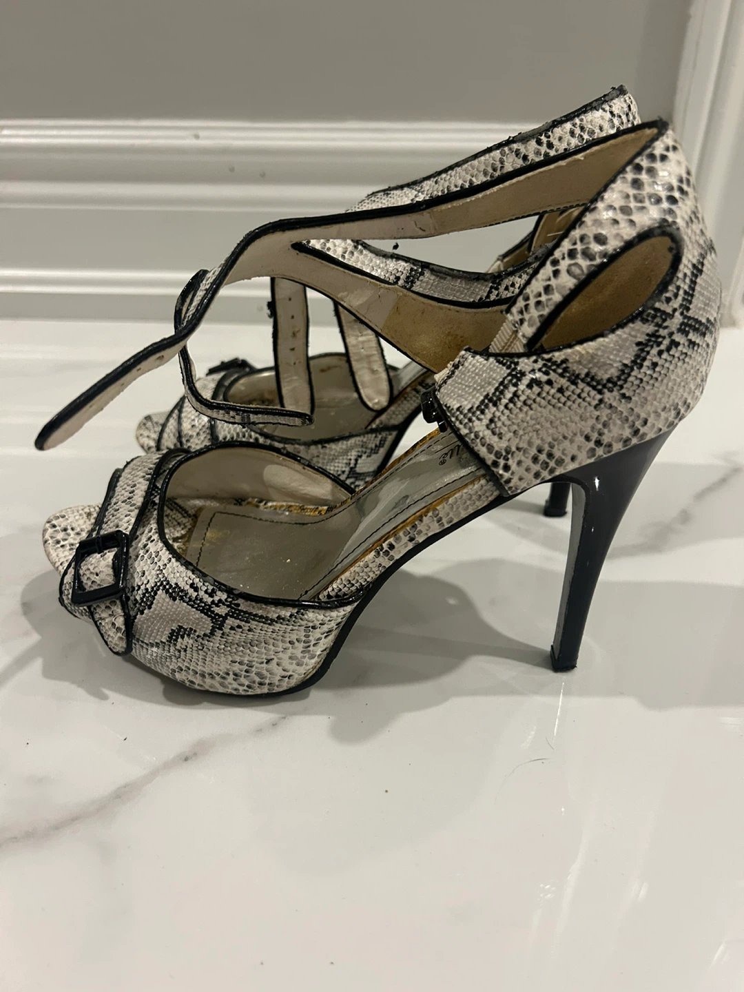 Anne Michelle Heels Size 6 1/2 - photo 2