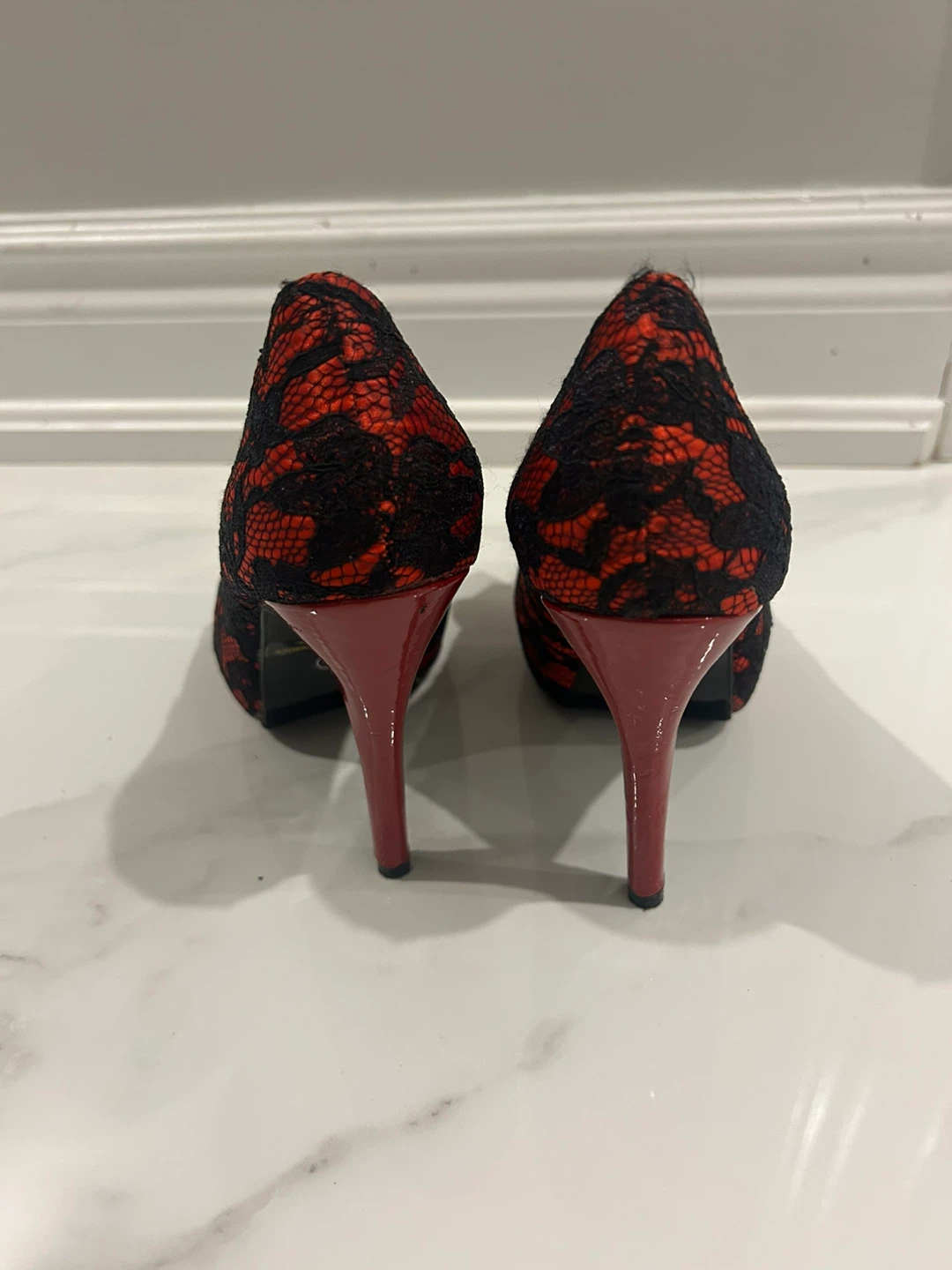 Lasonia Heels - Size 7 1/2- Red/Black - photo 3