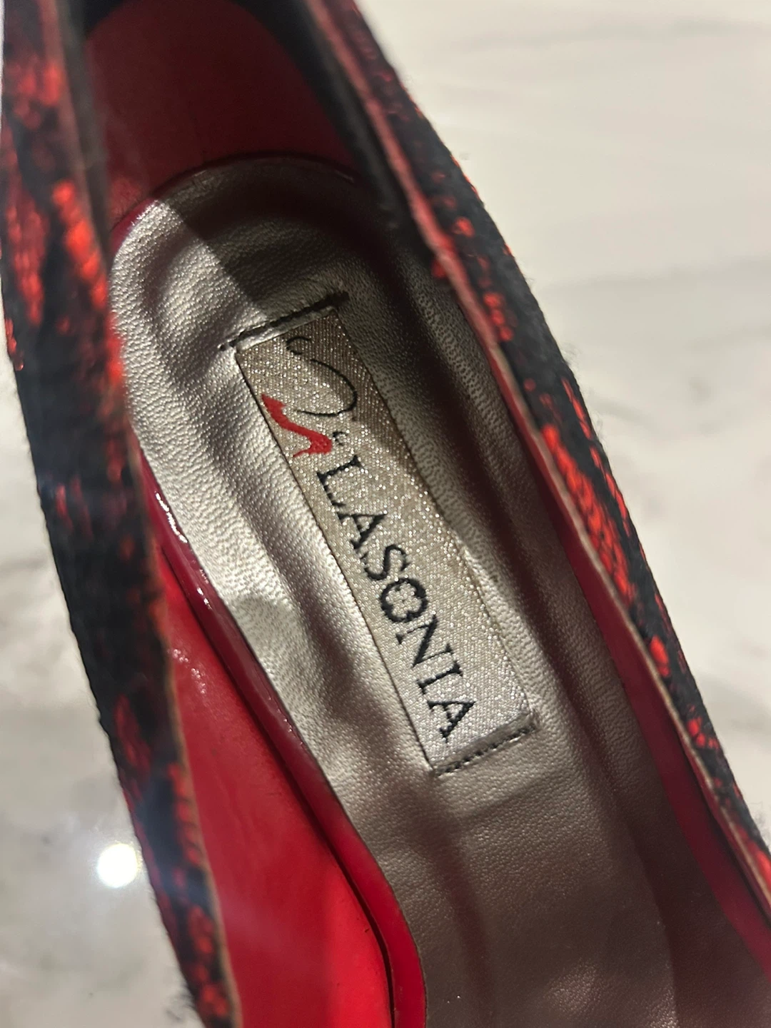 Lasonia Heels - Size 7 1/2- Red/Black - photo 4