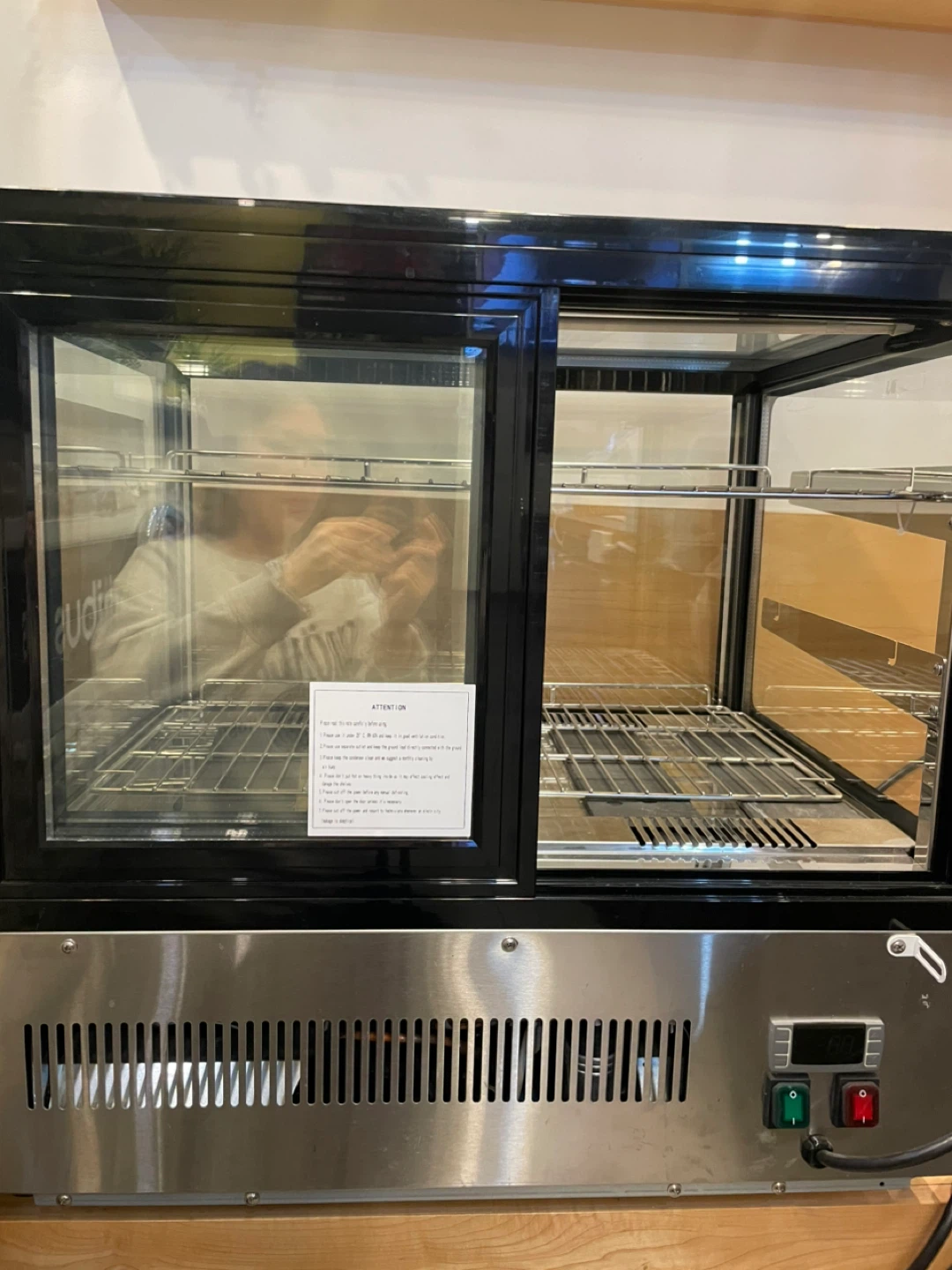 Commercial Display Refrigerator - photo 3