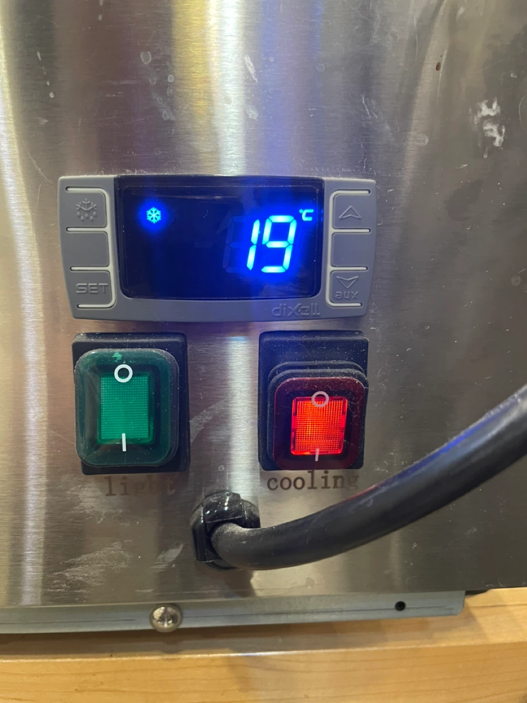 Commercial Display Refrigerator - photo 4