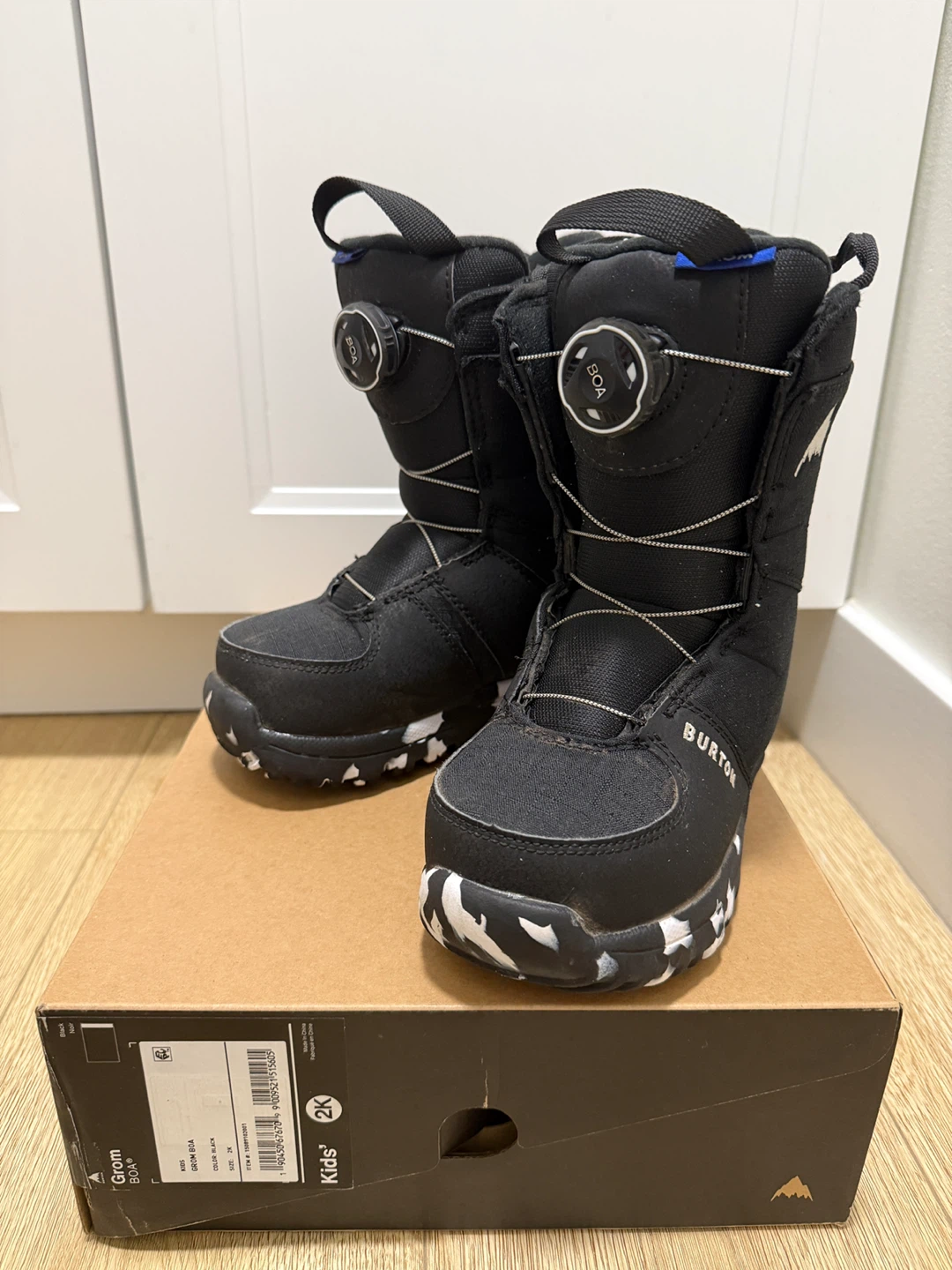 Burton Grom BOA Kids' Black Snowboard Boots - Size 2K