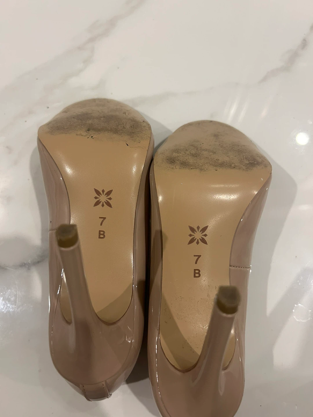 BCBG Generation Beige Heels - Size 7 - photo 4