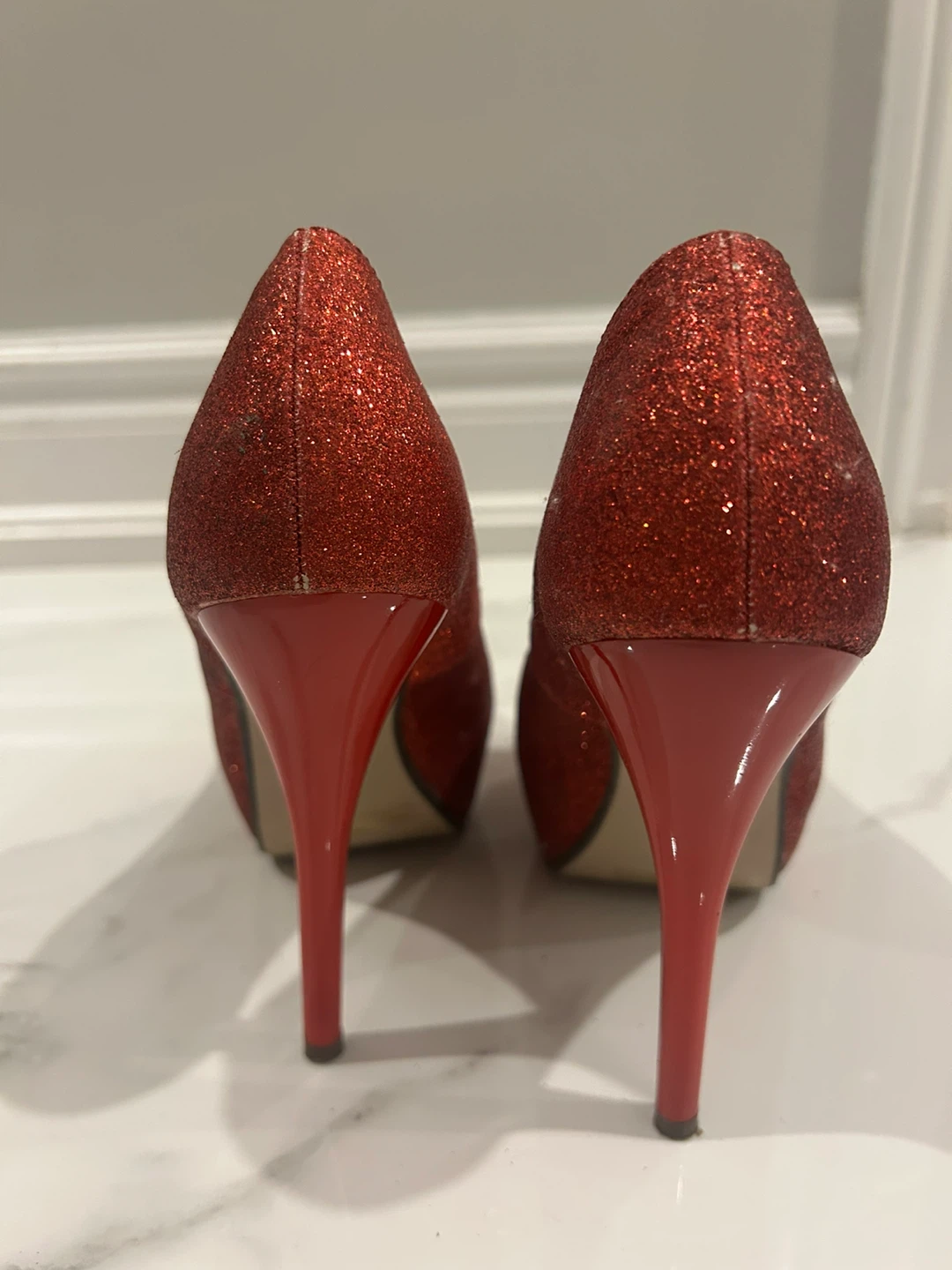 Lasonia Red Glitter Heels - Size 6 - photo 3