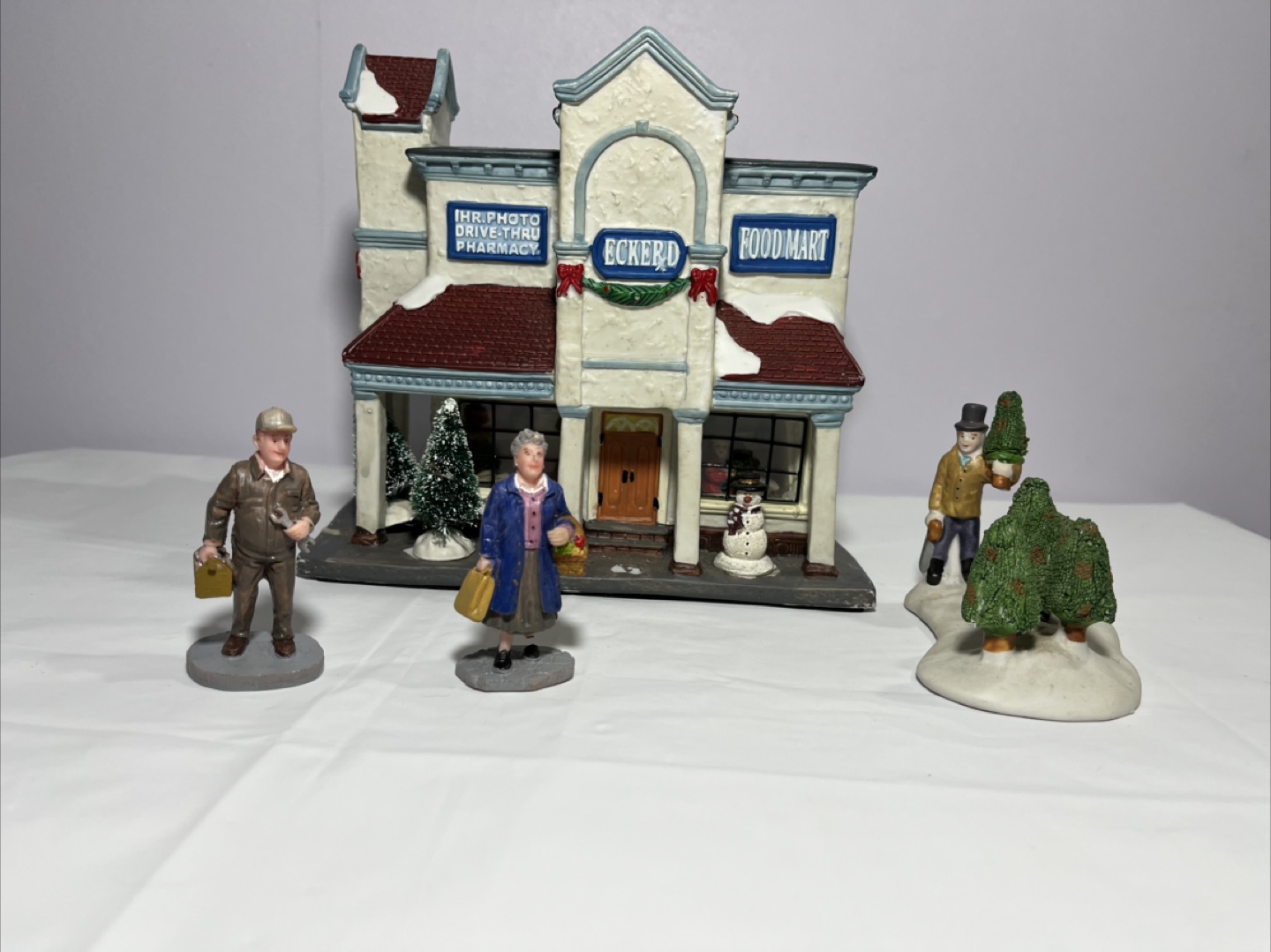 Eckerd Food Mart Christmas Village Figurine