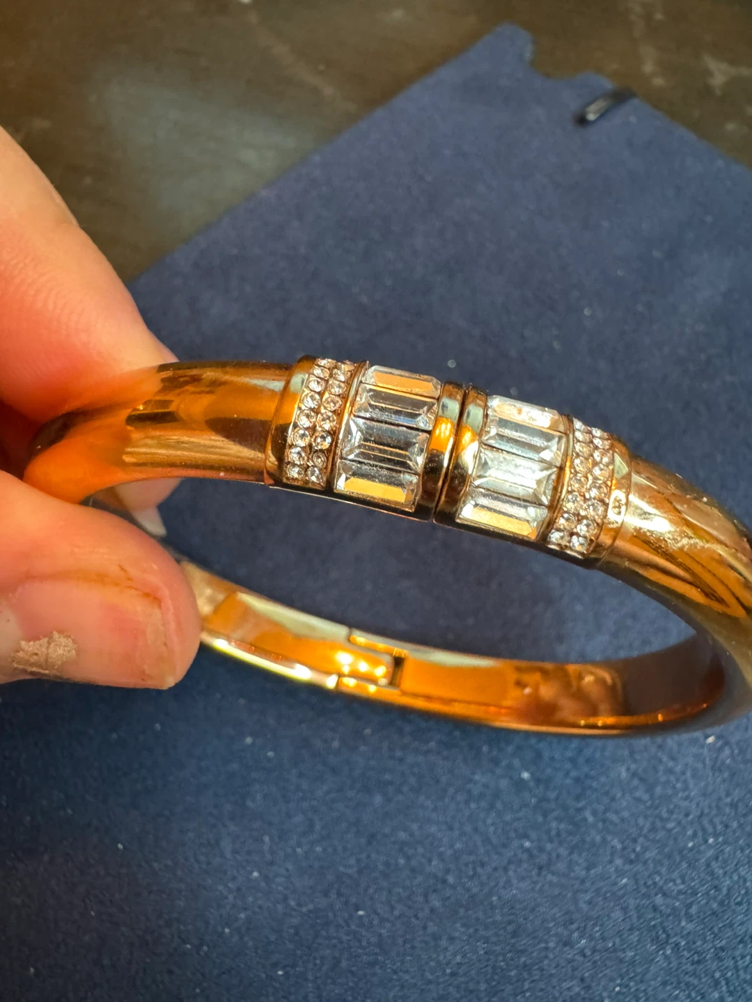 Brand New Michael Kors Gold Bangle Bracelet