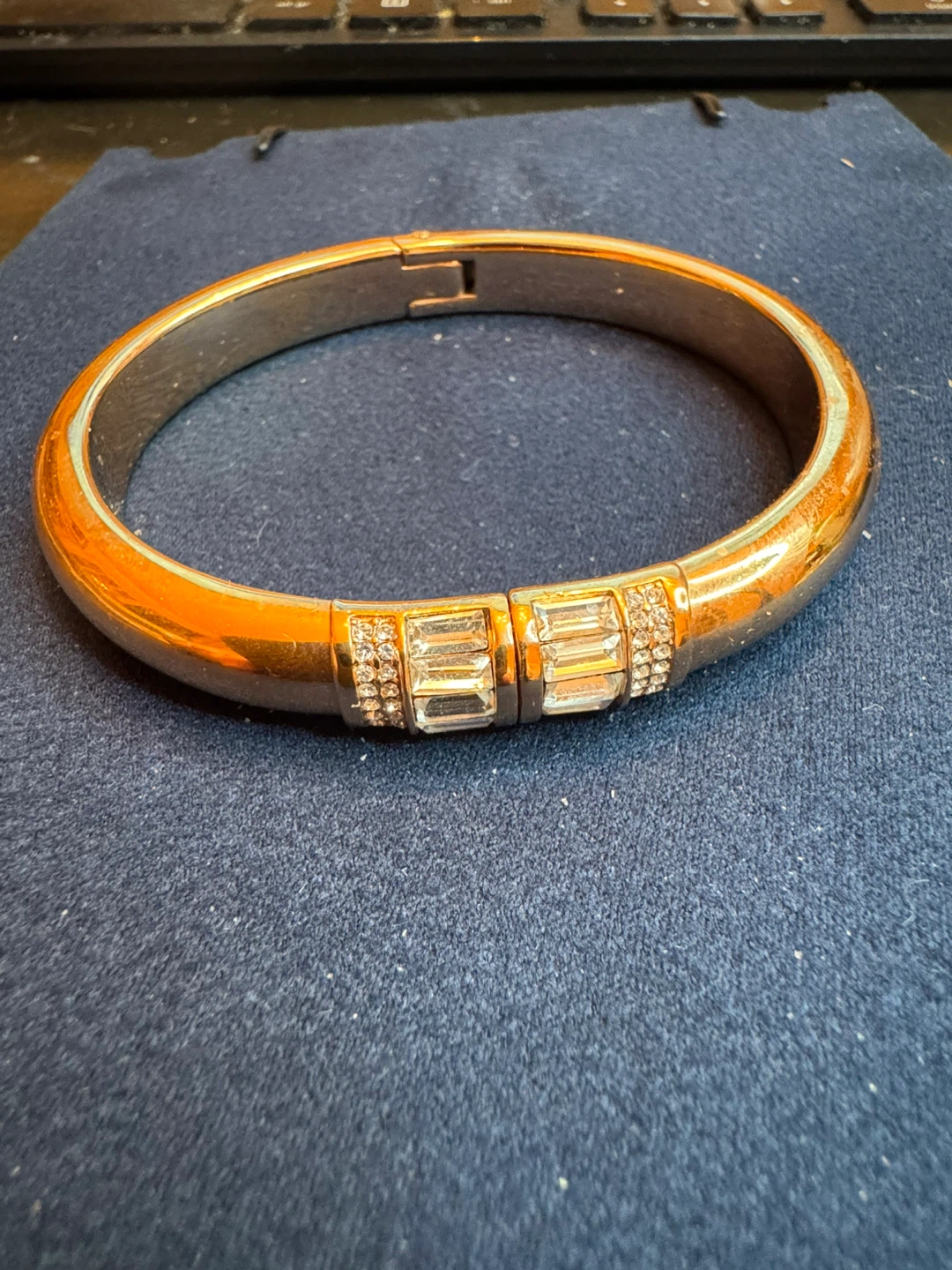 Brand New Michael Kors Gold Bangle Bracelet - photo 2