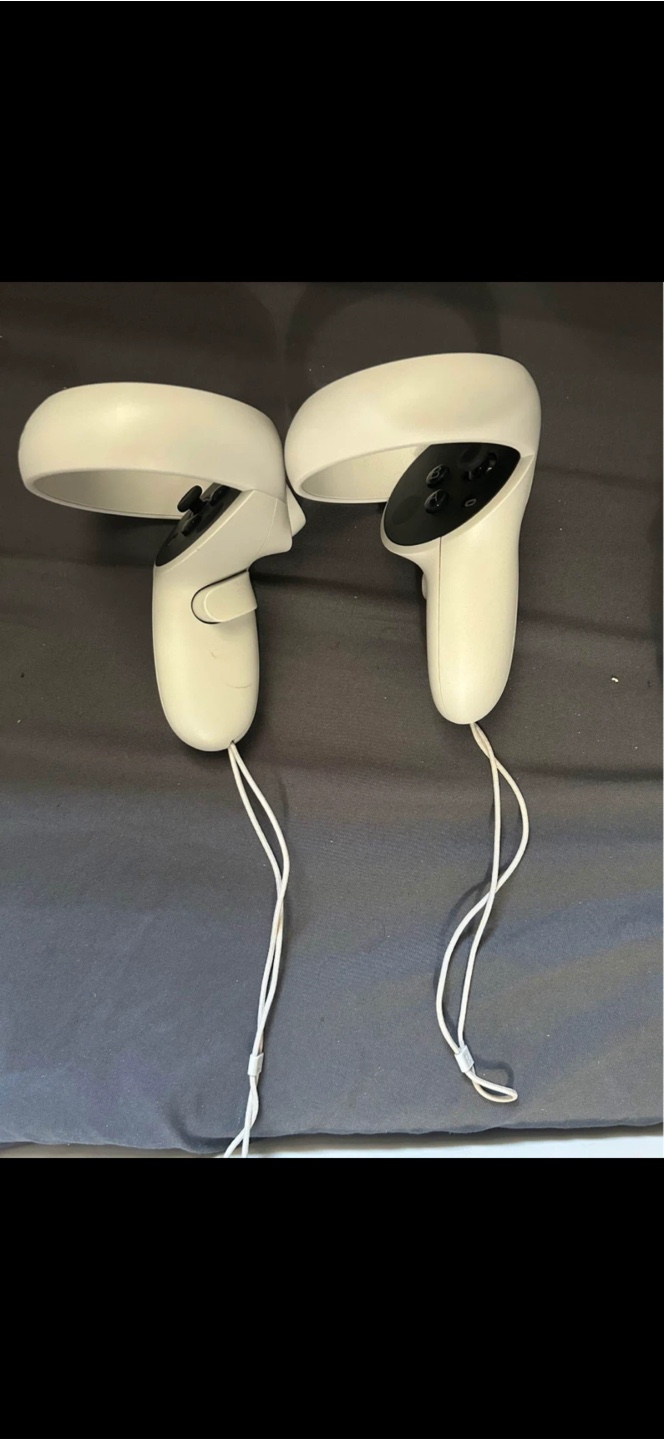 Oculus Quest 2 VR Headset - Like New! - photo 3