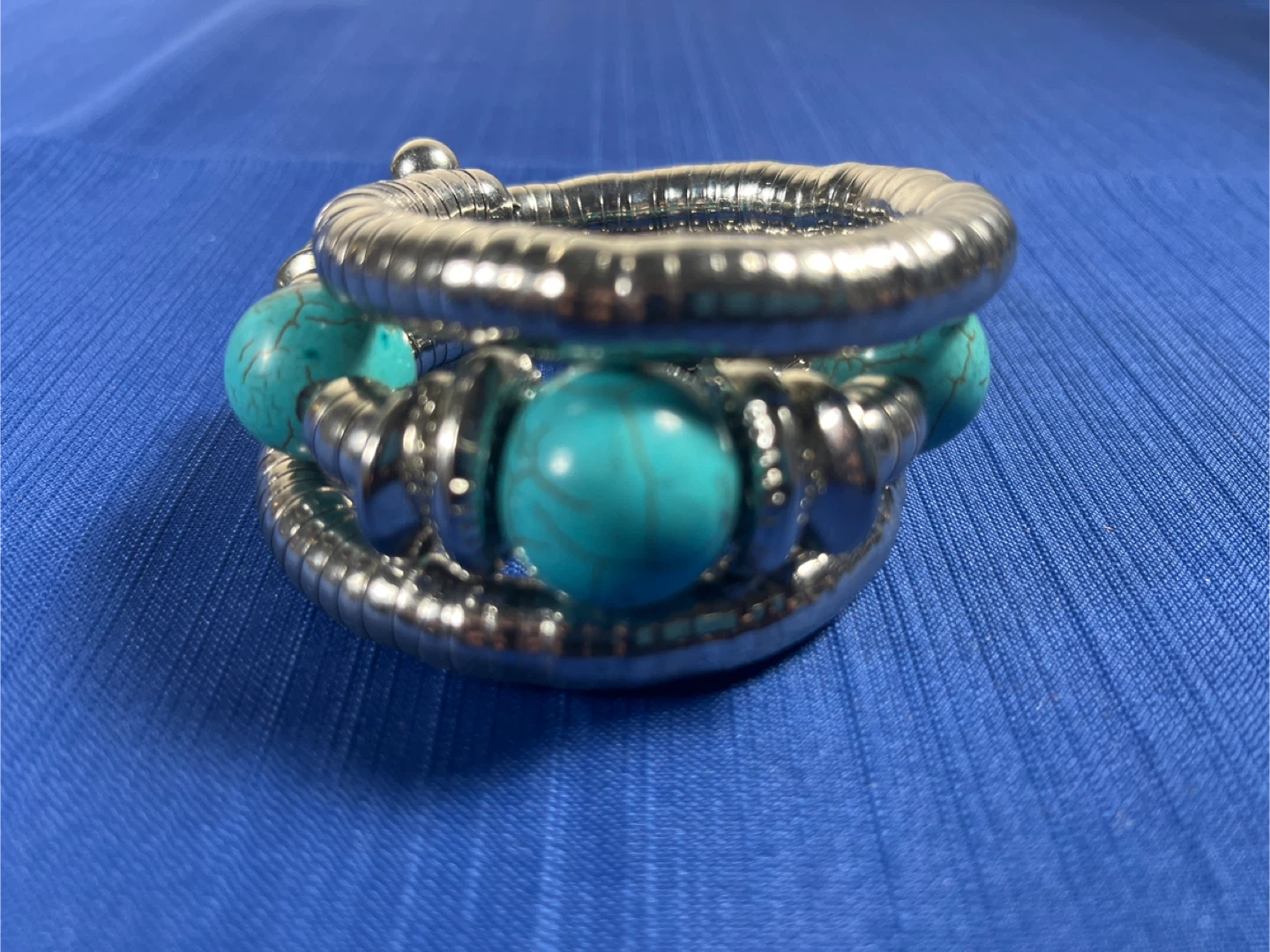 Silver Tone Turquoise Bead Bracelet