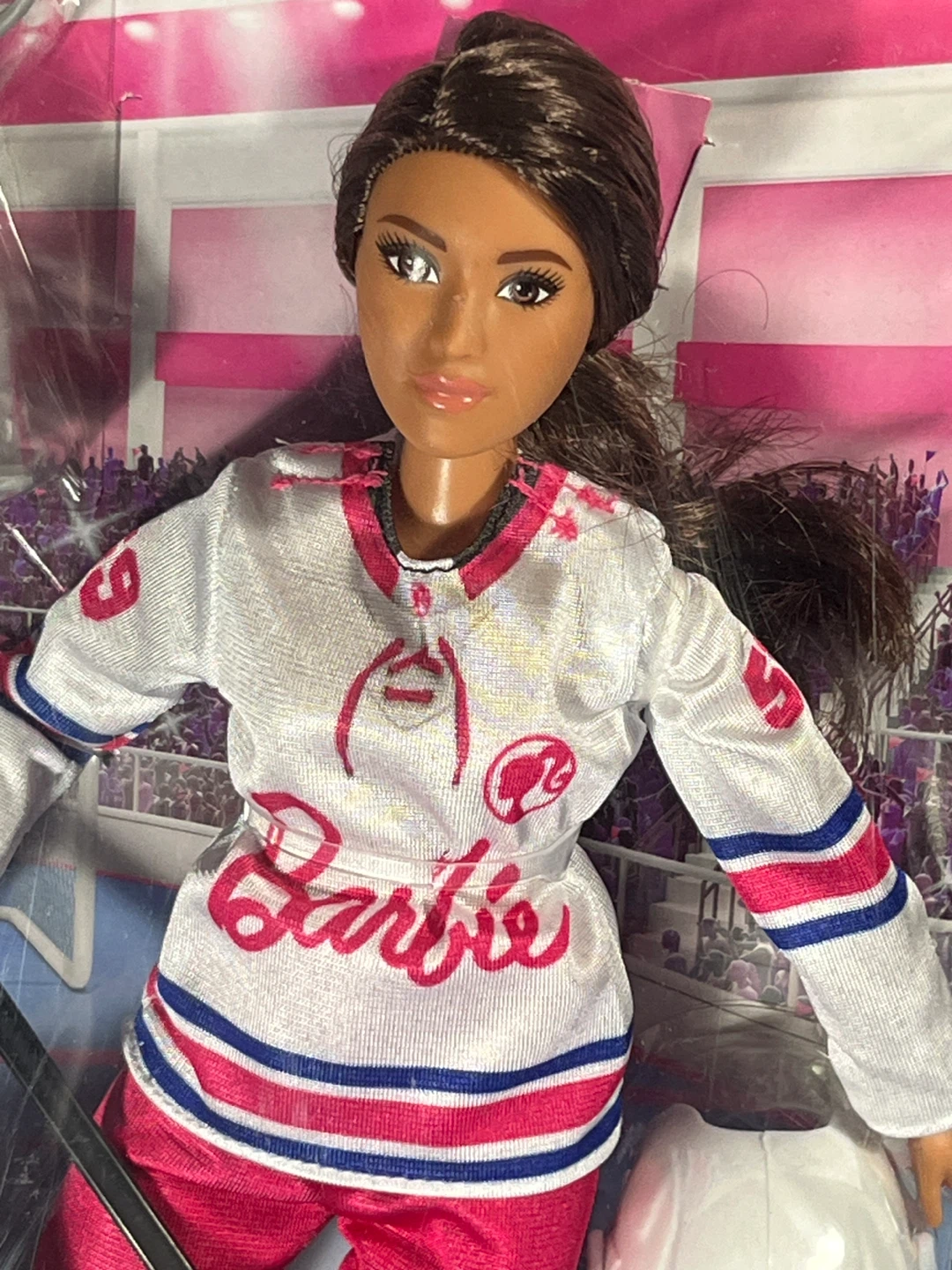 New Barbie Hockey Player Doll - photo 2