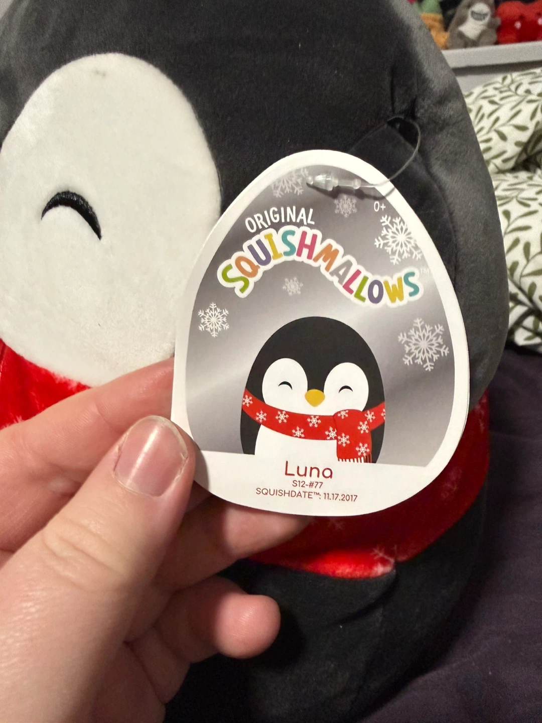 Holiday Squishmallow - Luna - photo 2