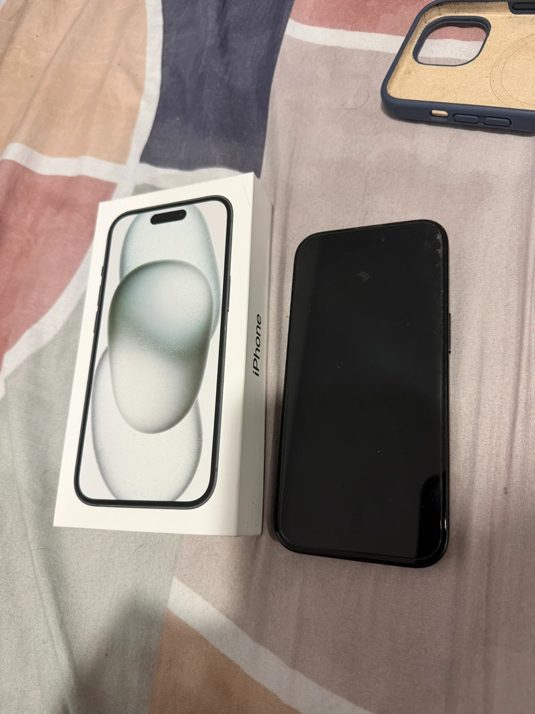 Apple iPhone 15 Black - photo 4
