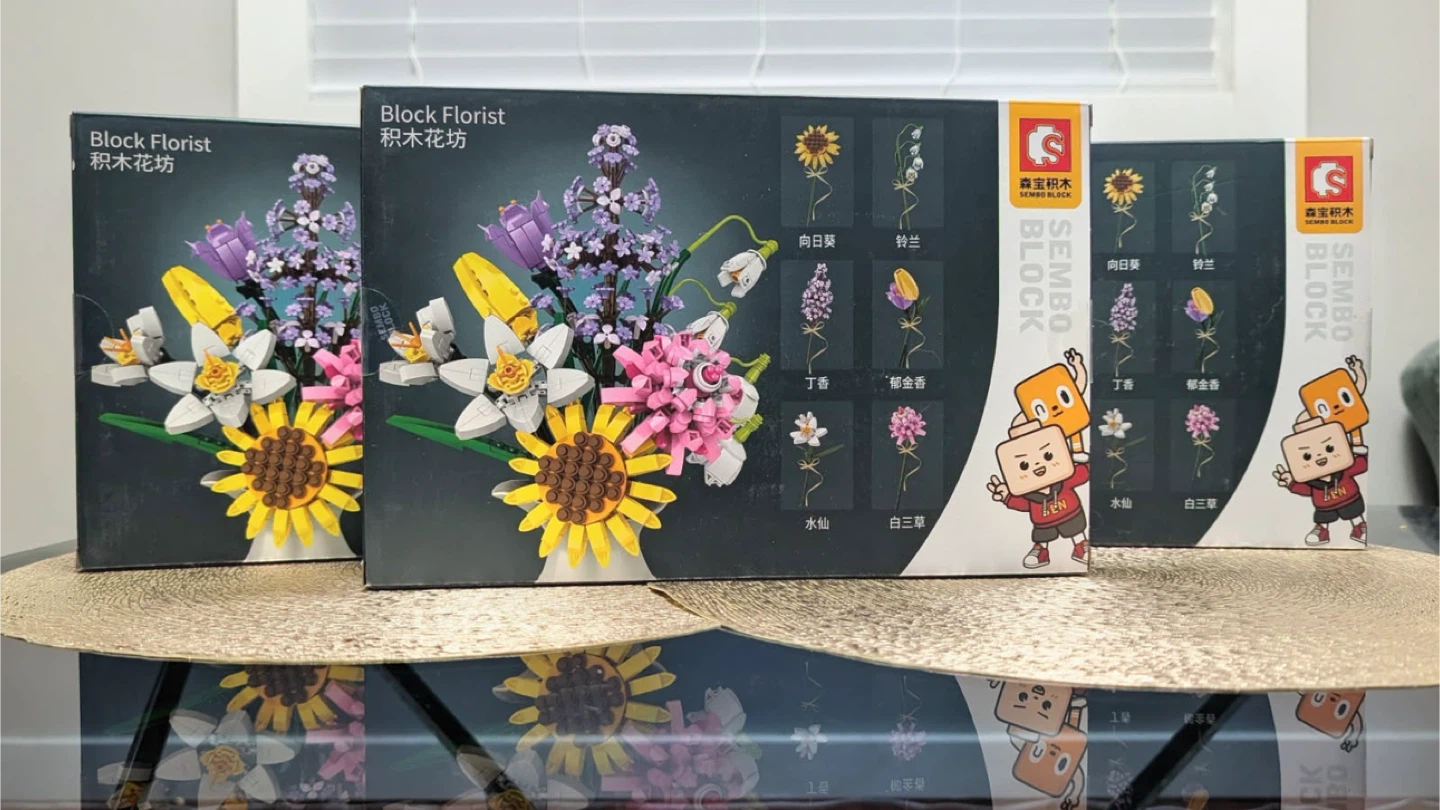 Sealed Brand New Block Florist  Botanical Collection l 839pcs. - photo 3