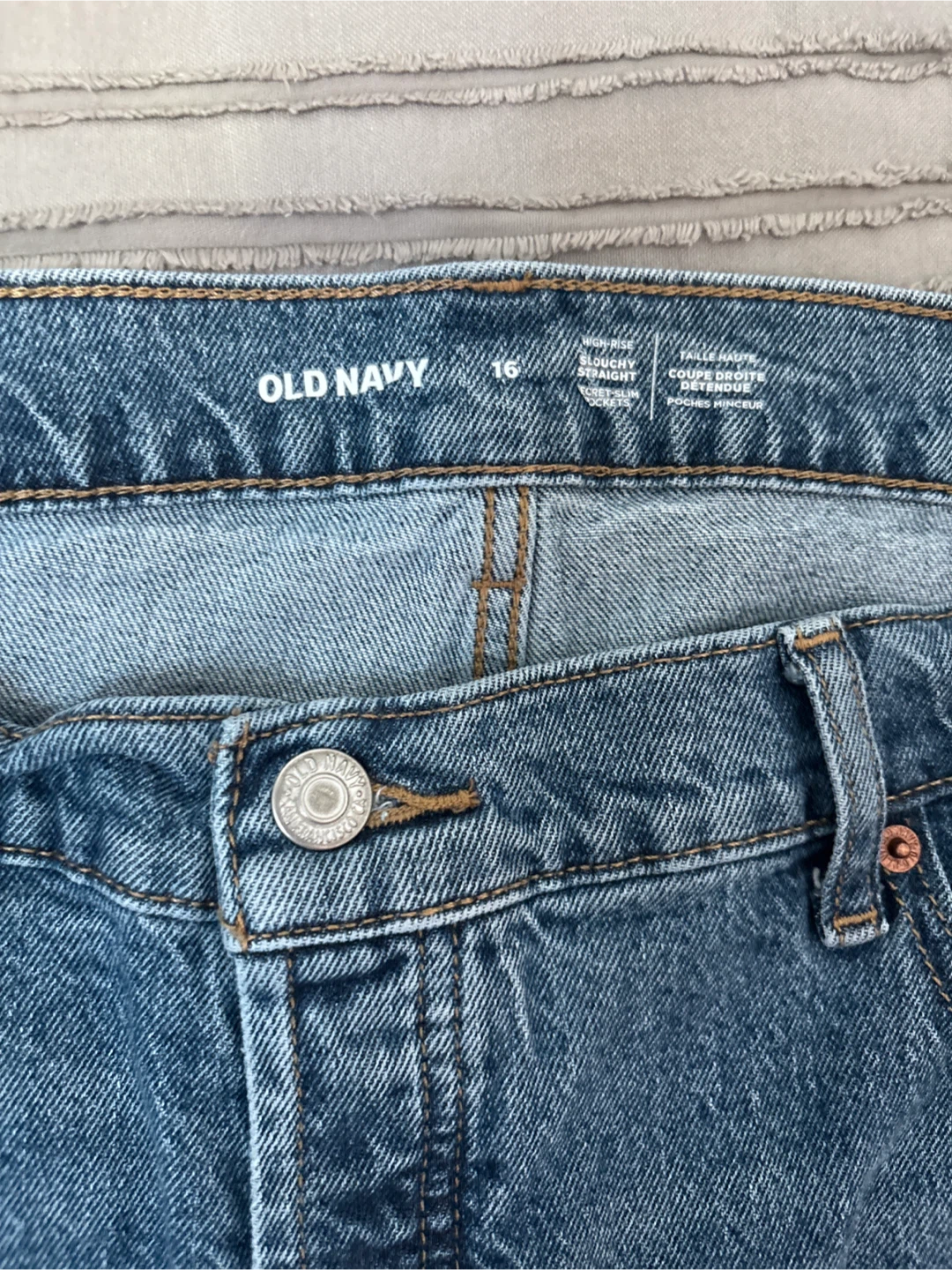 Old Navy High Waisted Slouchy Straight Jeans - Size 16 - photo 2