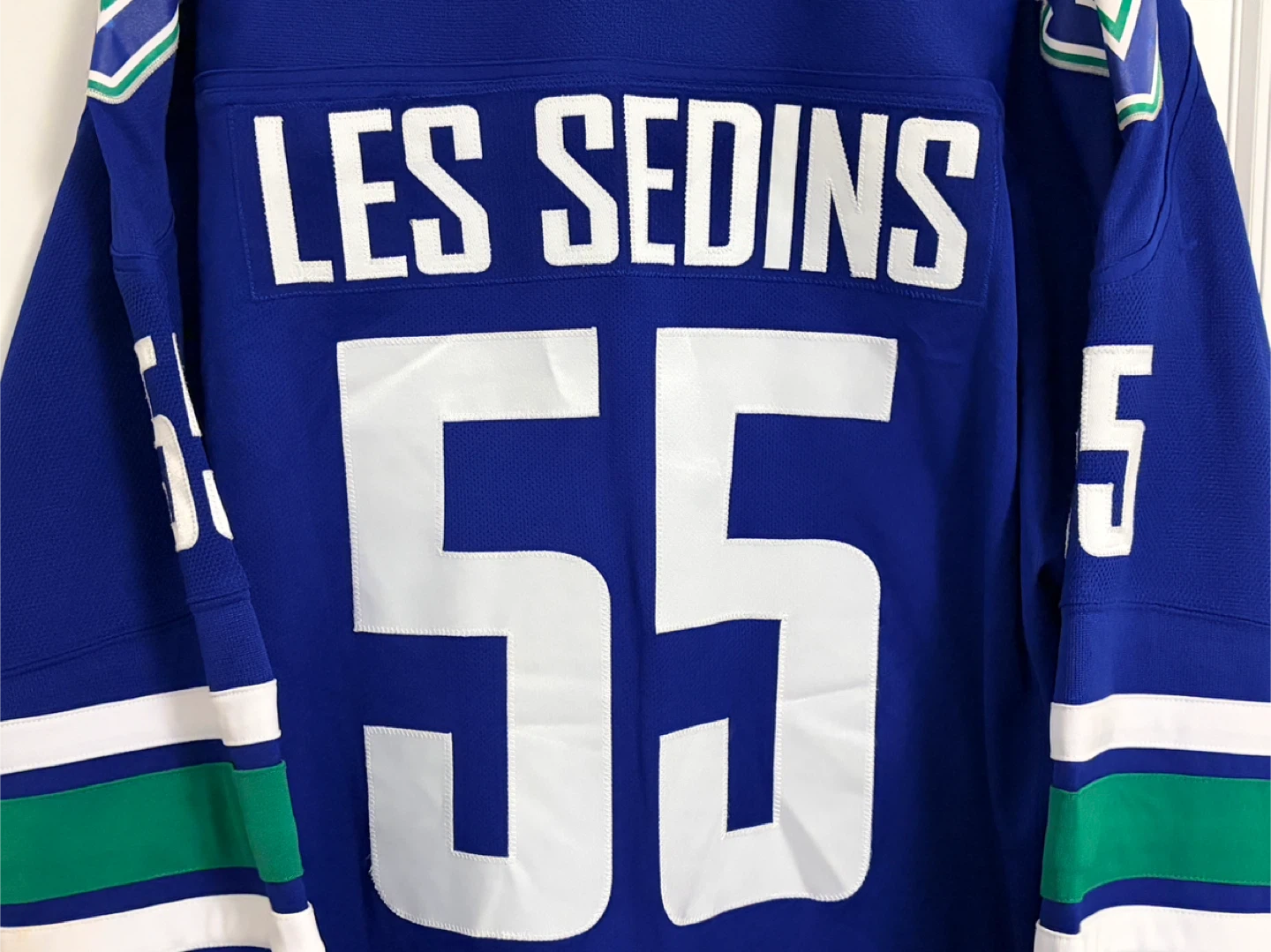 Reebok Vancouver Canucks Henrik Daniel Les Sedins Jersey XXL - photo 2