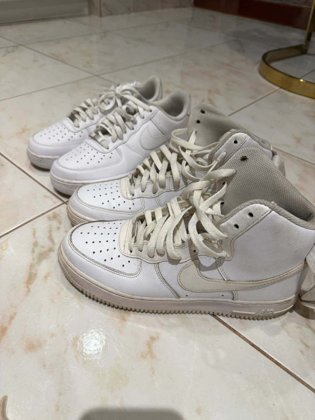 Nike Air Force 1s White Size 9 US - photo 2