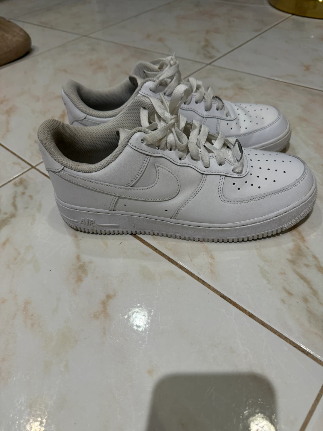 Nike Air Force 1 Low White, Size 9.5