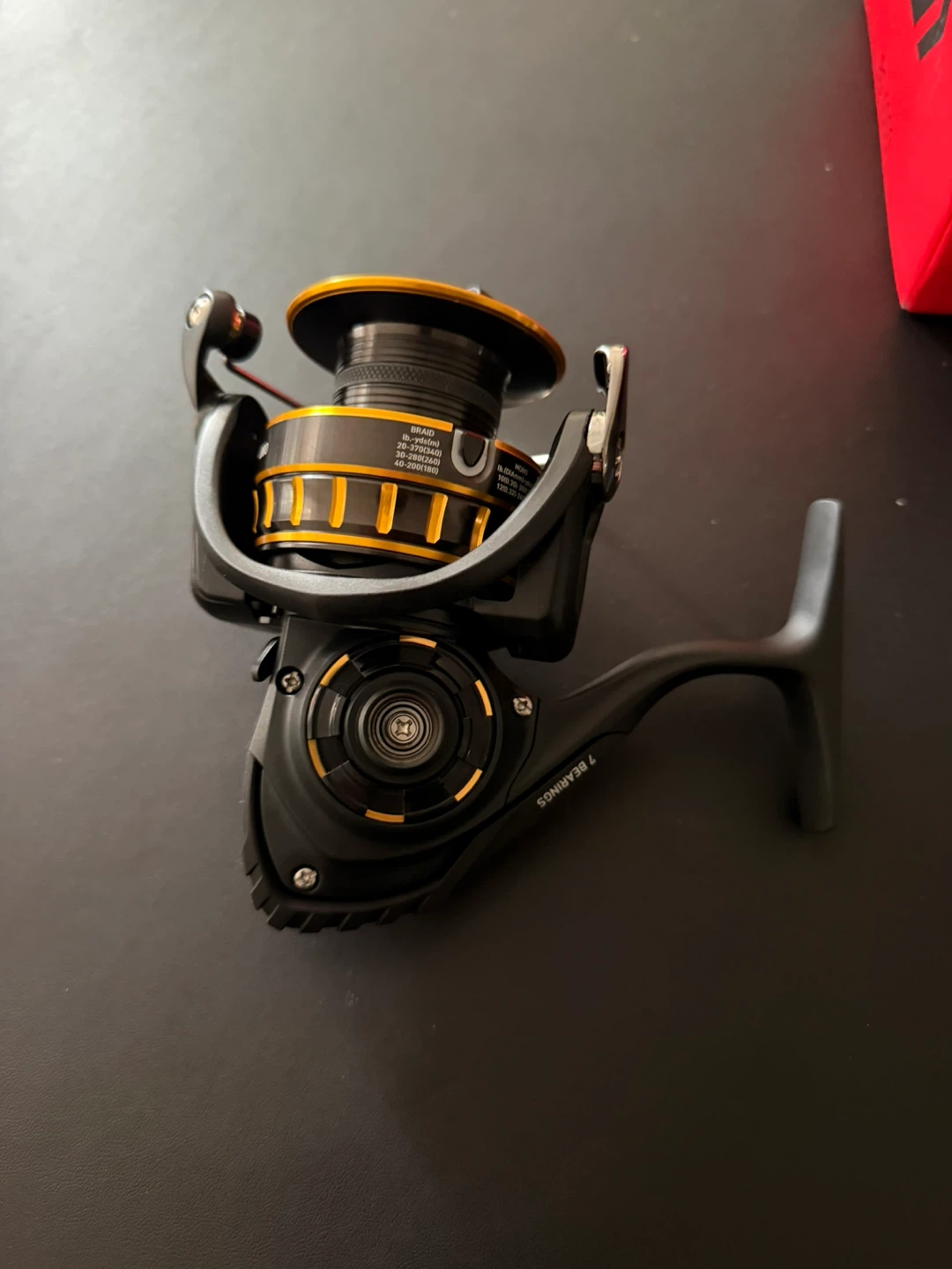 Daiwa BG 4000 Spinning Reel - Like New! - photo 2
