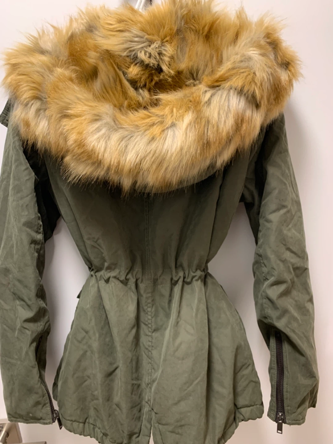 Forever 21 Green Parka with Faux Fur Hood - photo 3