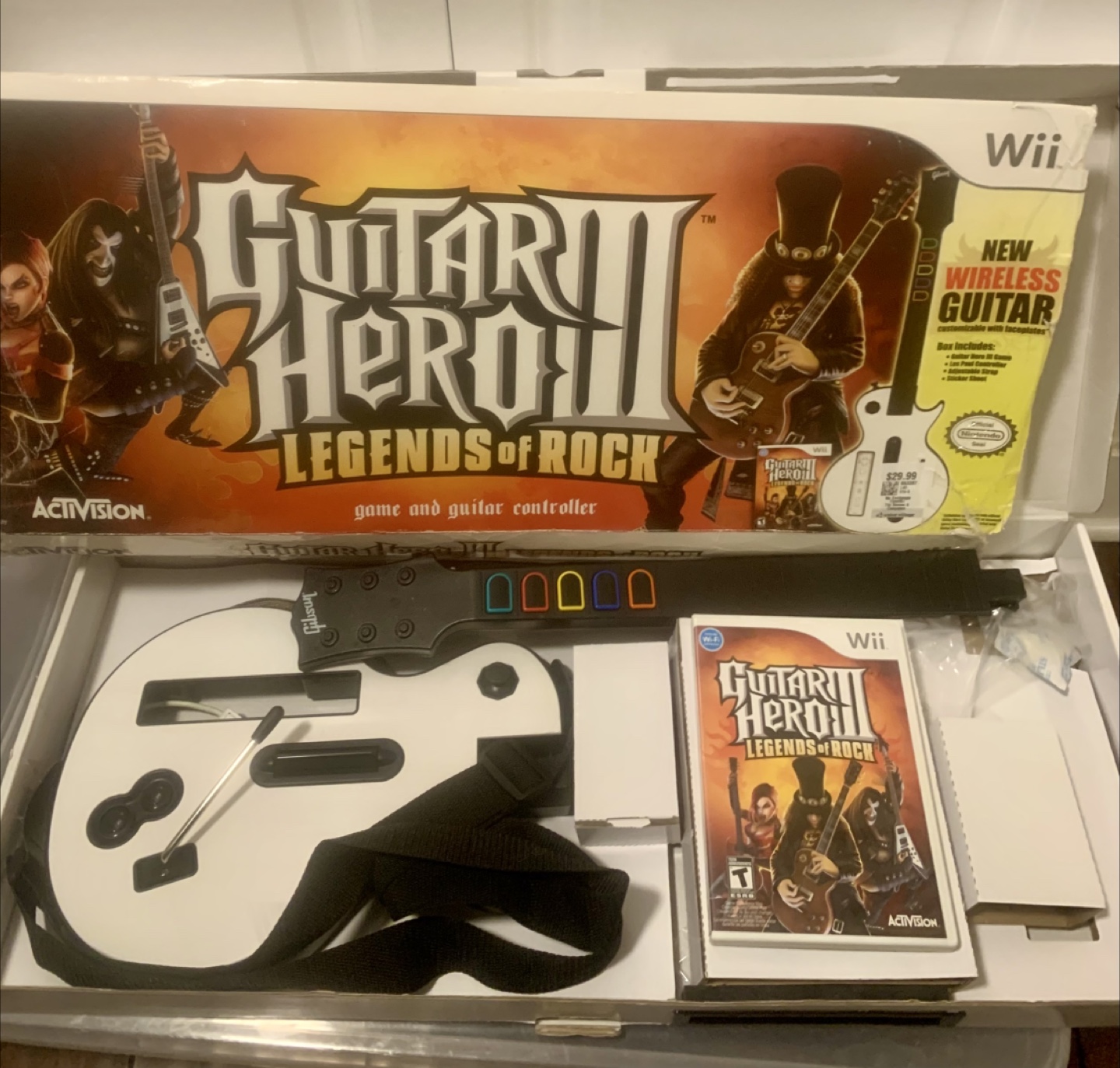 Guitar Hero III Legends of Rock Wii Game and Guitar Controller - photo 4