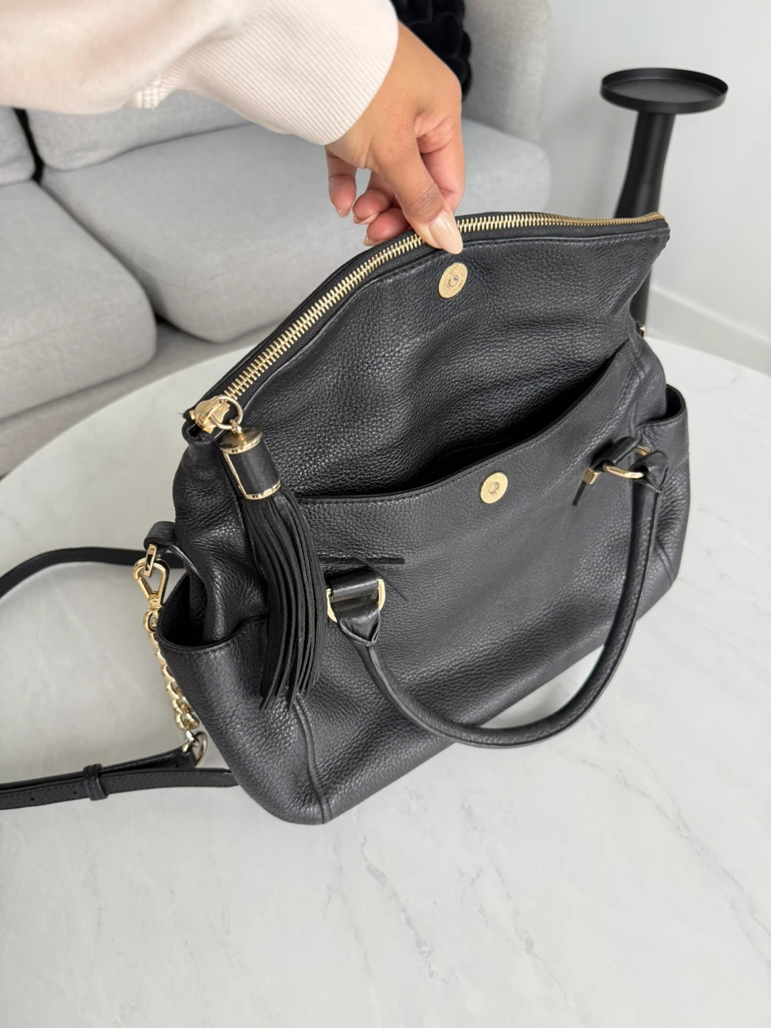 Michael Kors Black Leather Handbag - photo 4