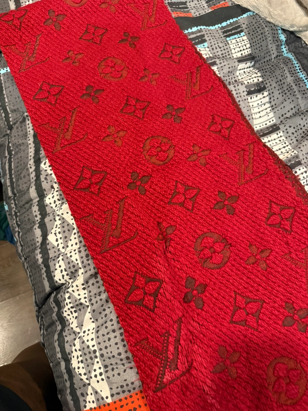 Louis Vuitton Red Scarf - photo 2