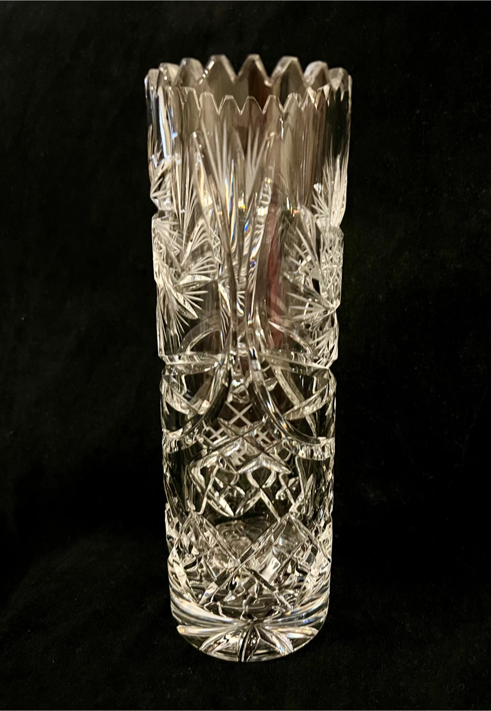 Vintage hand cut pinwheel 24% cryptal glass vase - photo 5