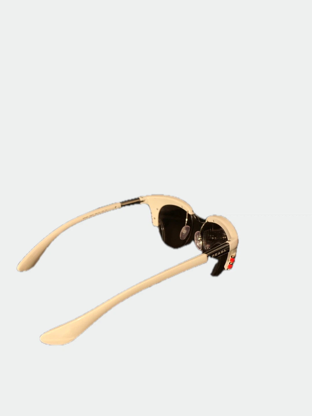 Prada Sunglasses with Case - photo 4