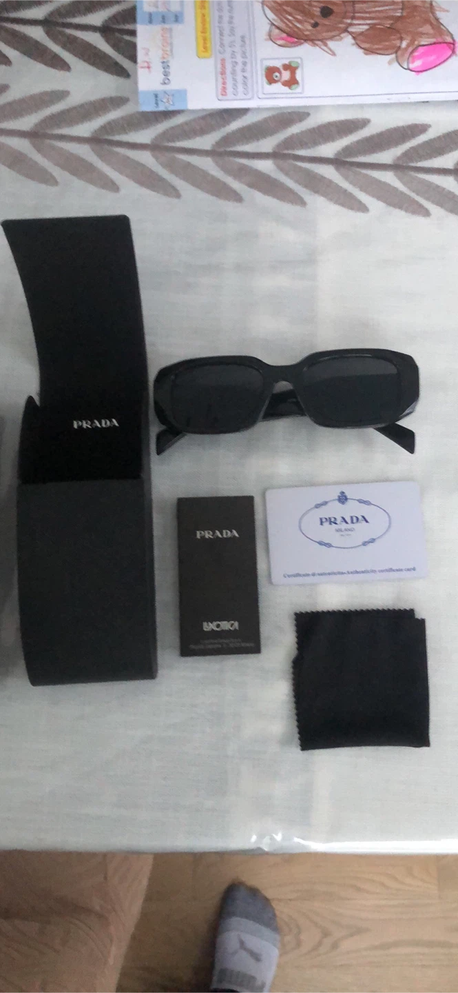Prada Black Sunglasses with Case - photo 2
