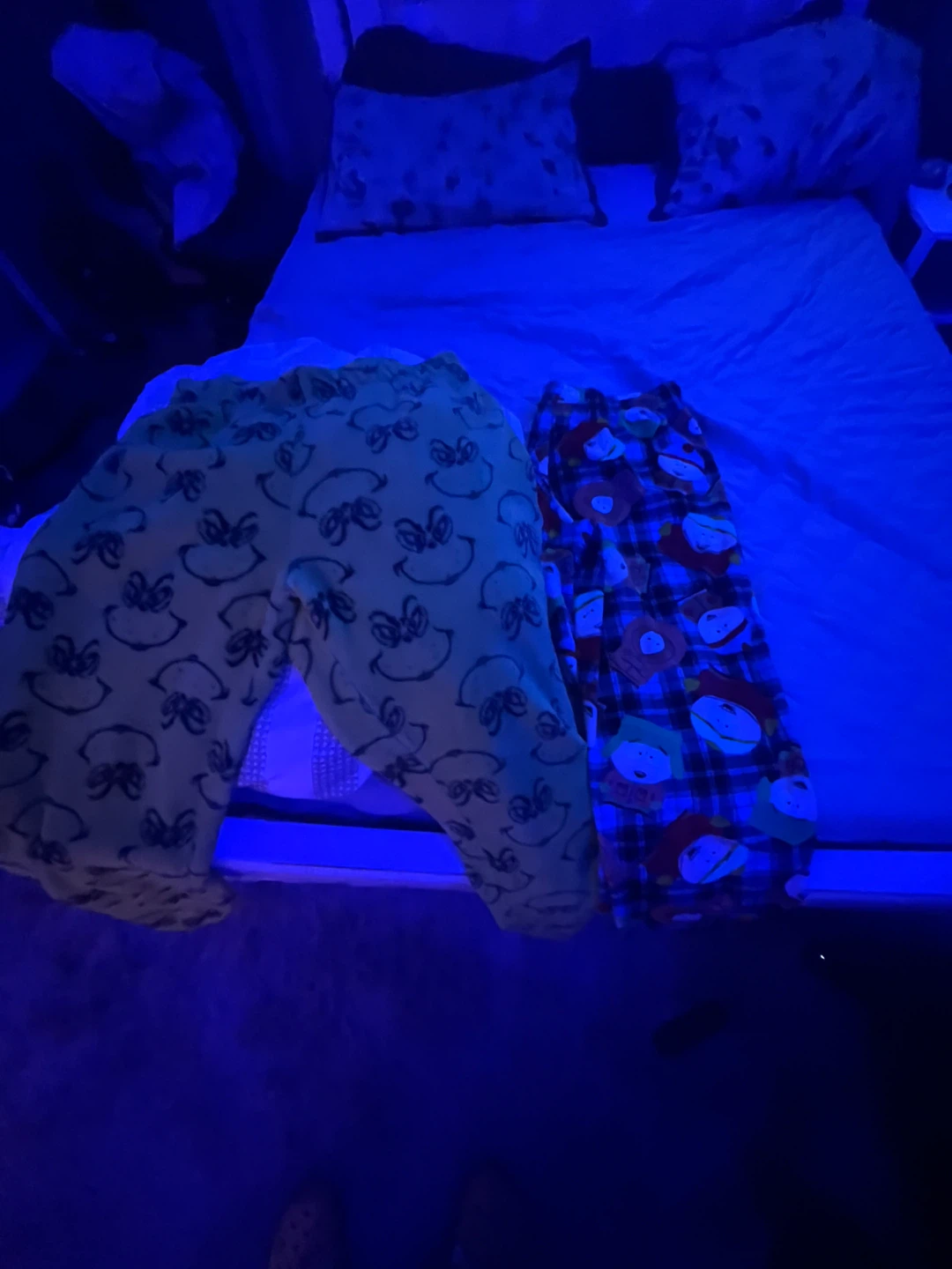 Grinch & South Park Pajama Sets - photo 2