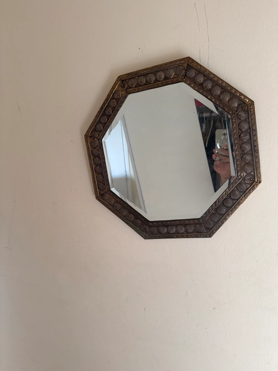 Octagon Mirror with Shell Border