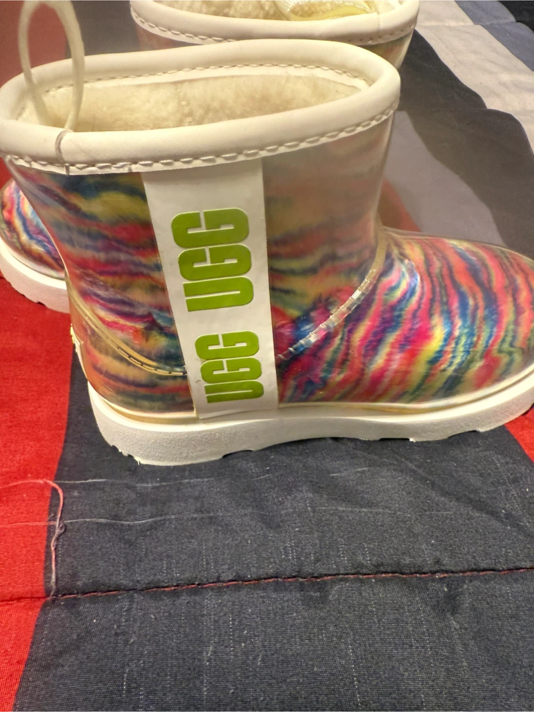 UGG Classic Clear Mini Boot - Size 10 - photo 2